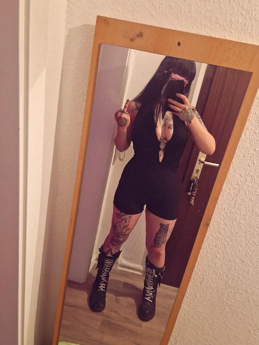 @Mellidari