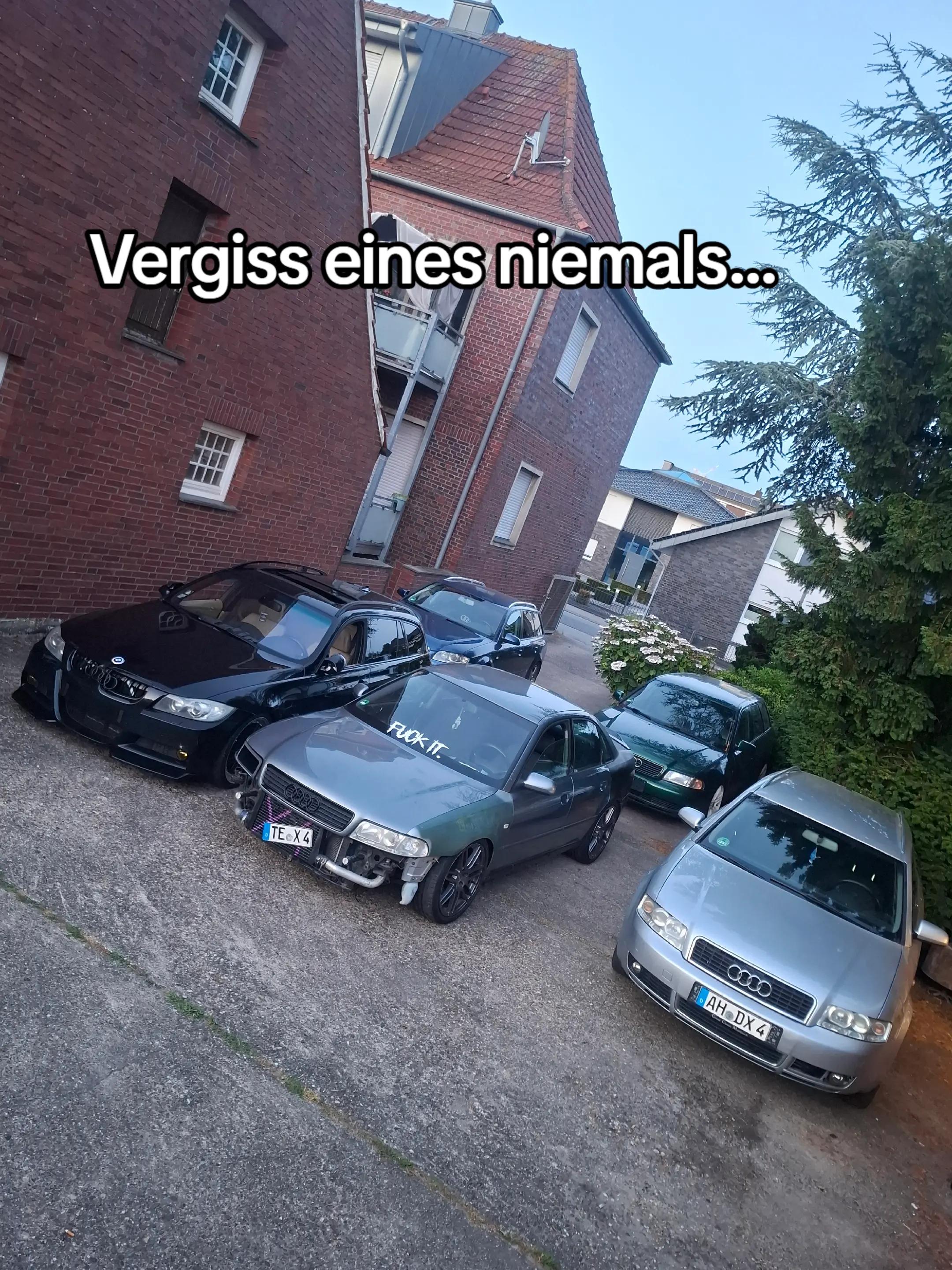 @UniBlackS4B5
