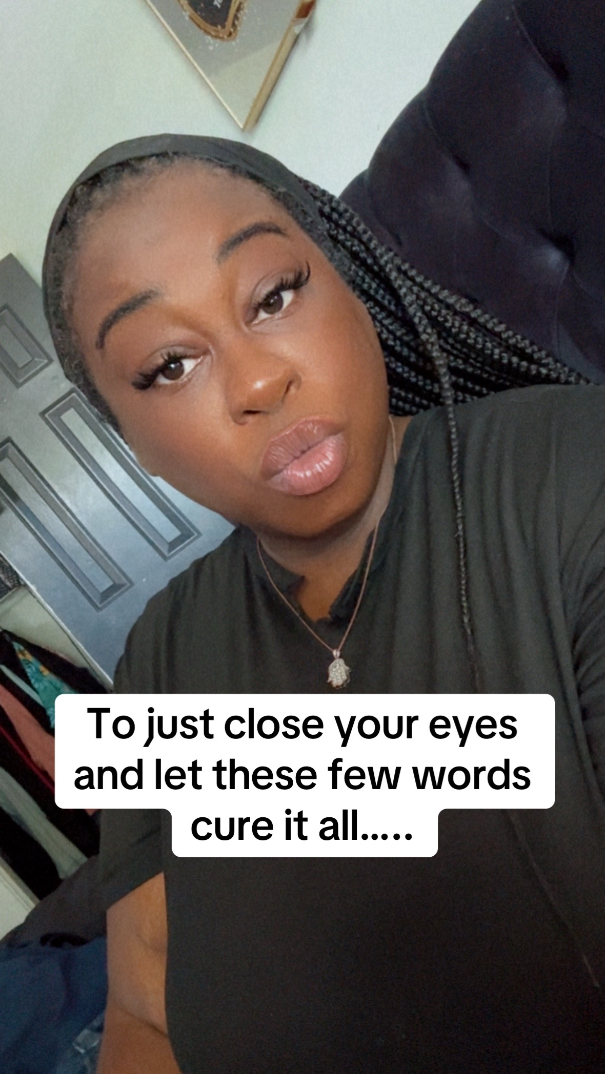 @AmomentWithDanni