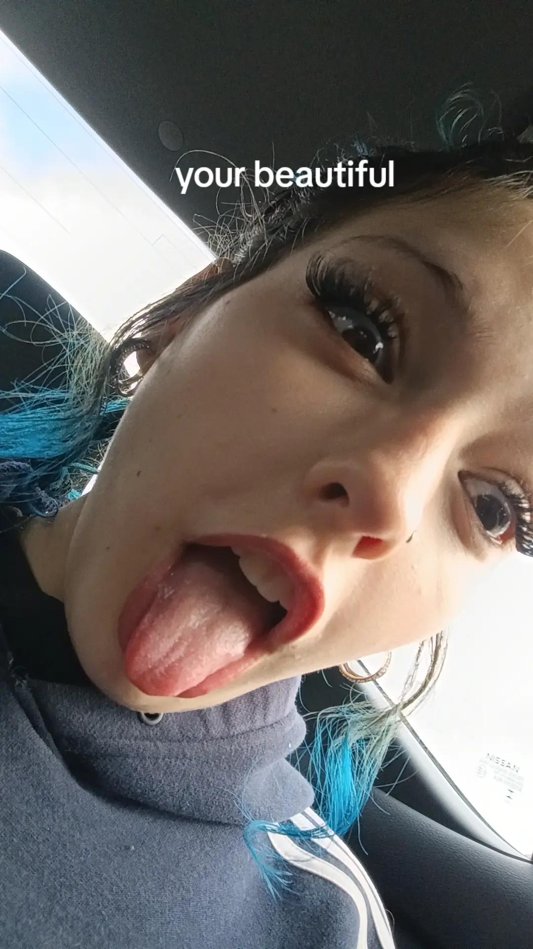 @whosthisdeva!