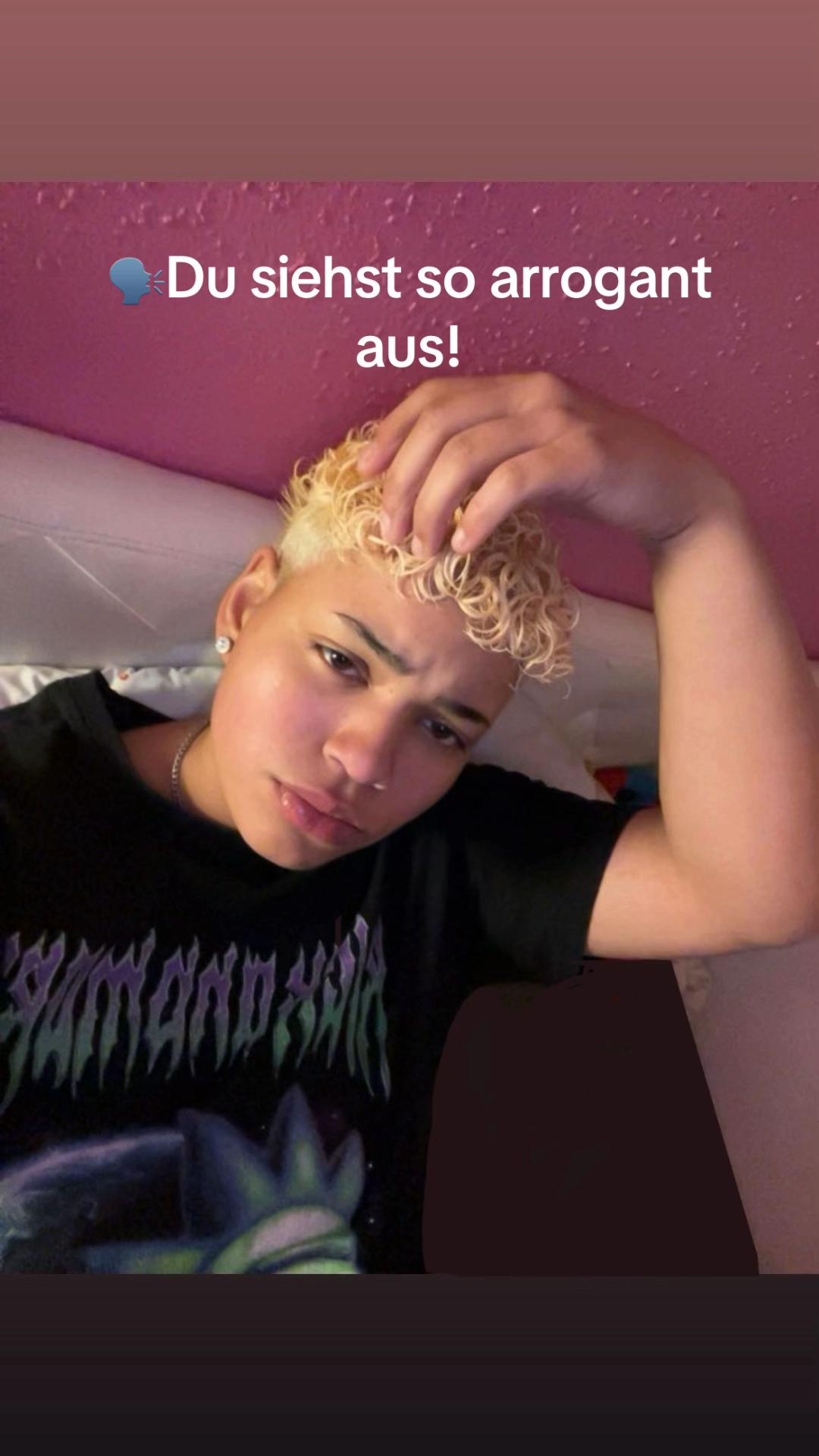 @⚢ Ash ⚢