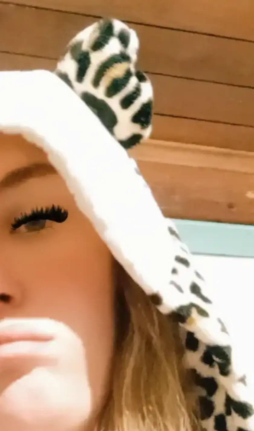 @MARYQUEENBYE