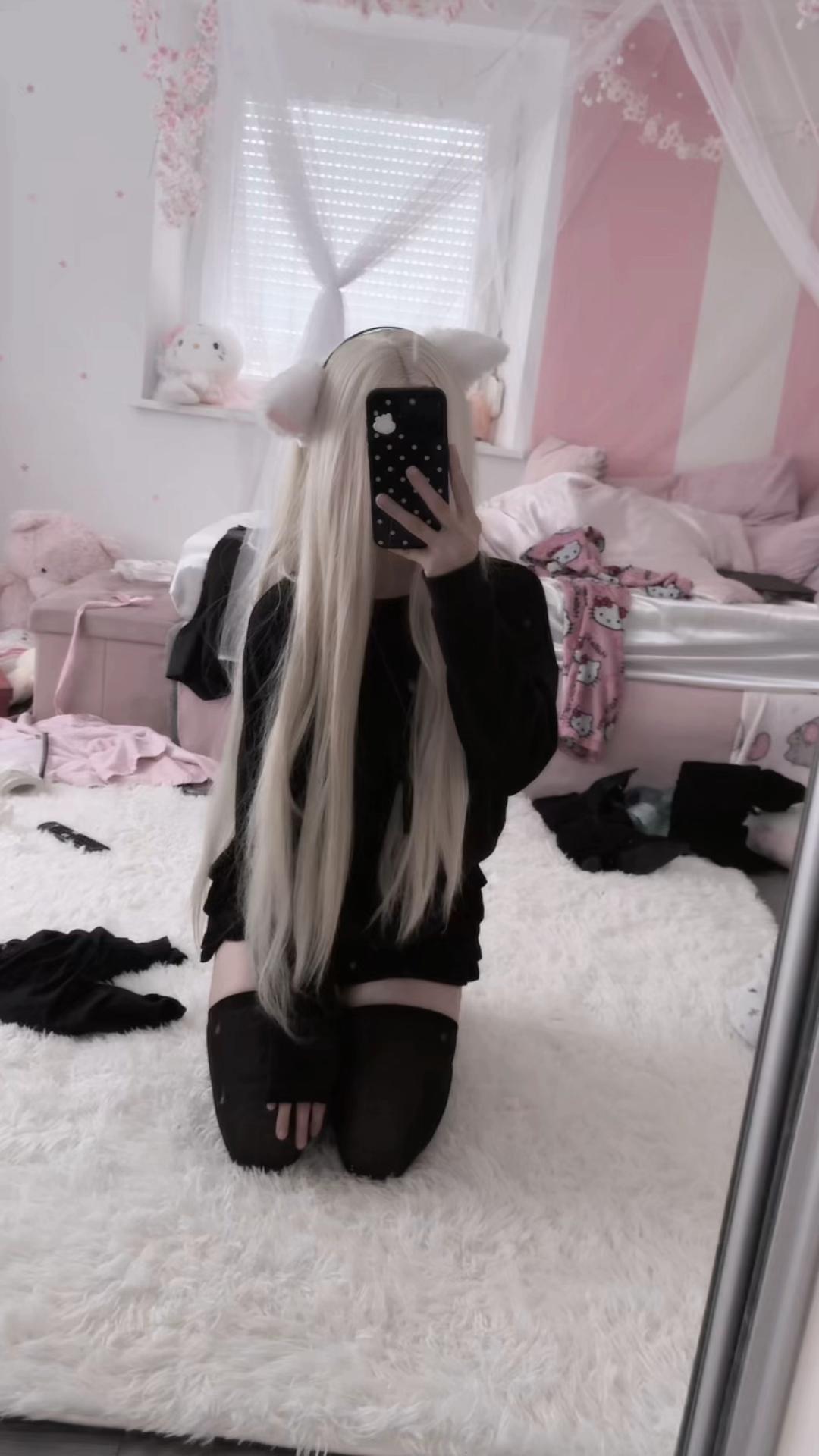 @~:~