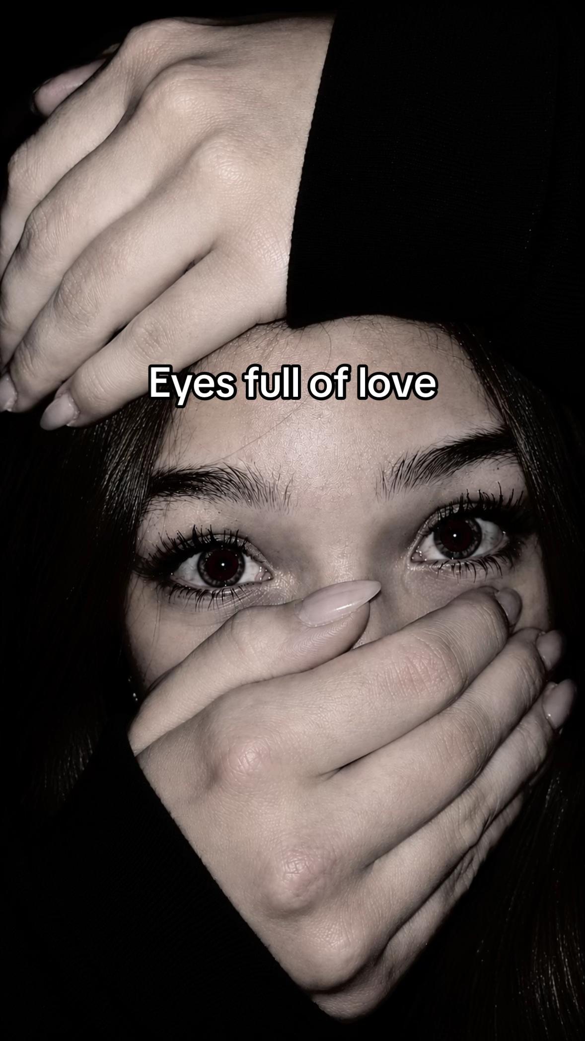 @𝑬𝒎𝒎𝒚