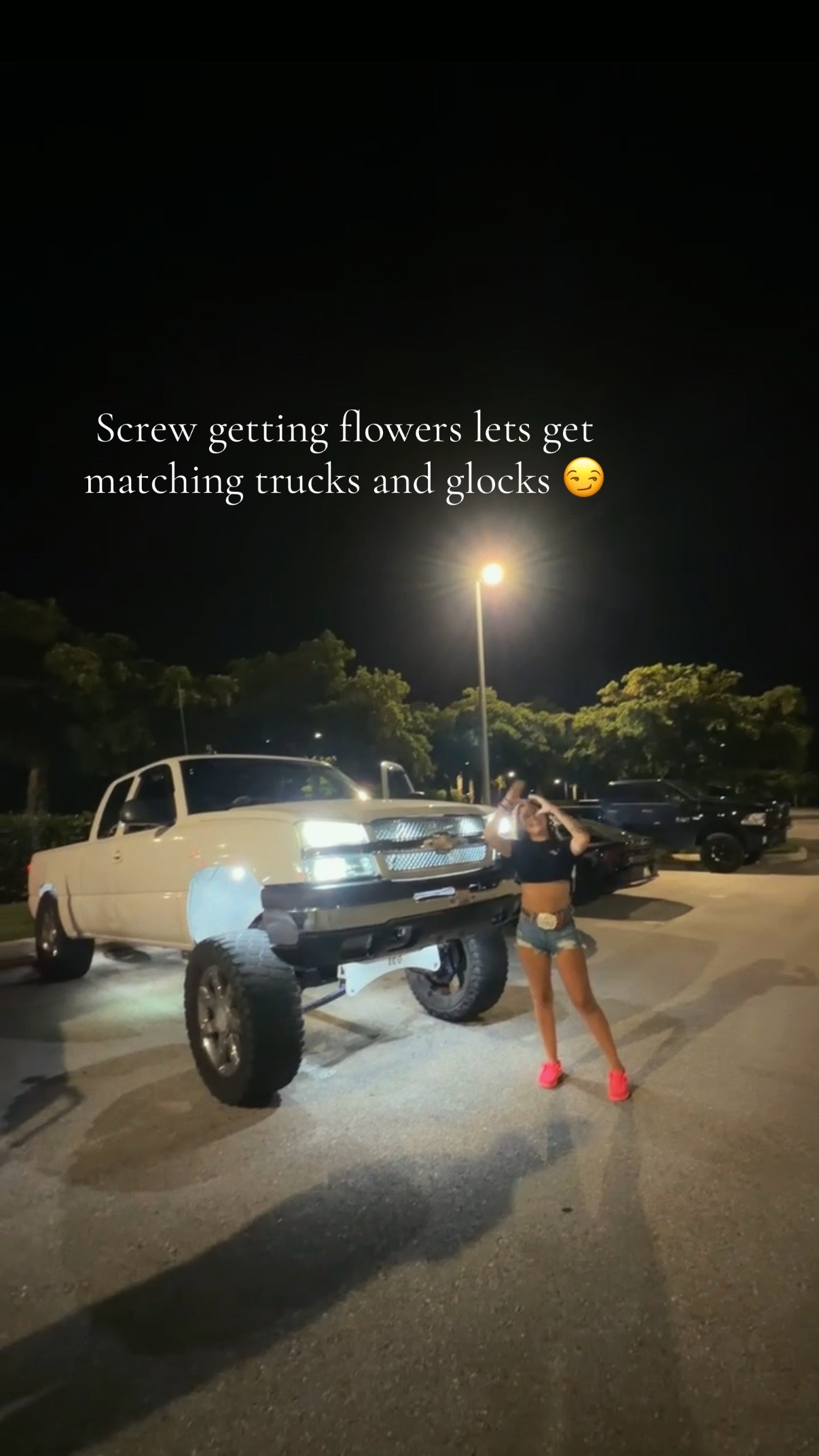 @allisin4532