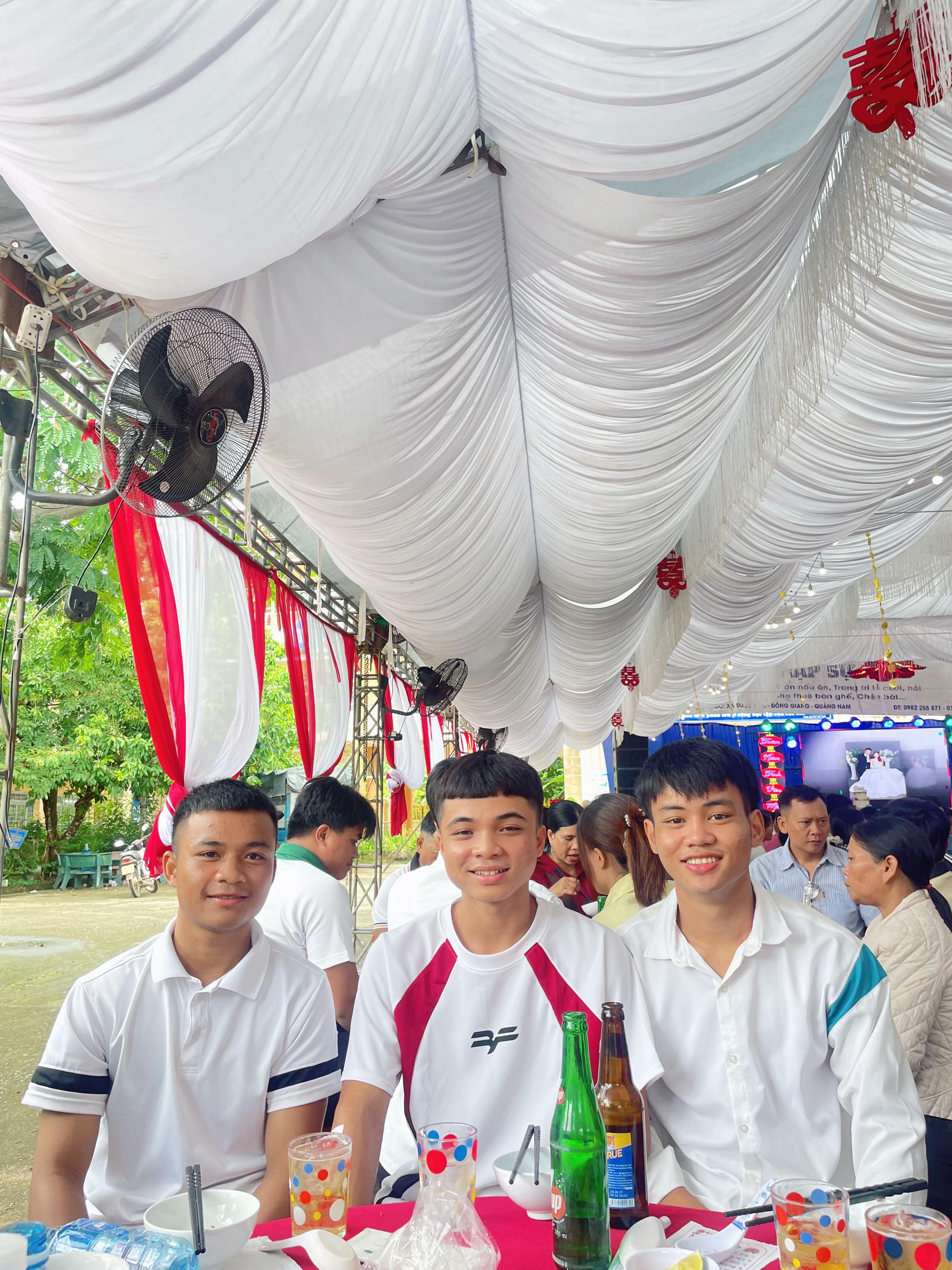 @Ating Quoc 🥊