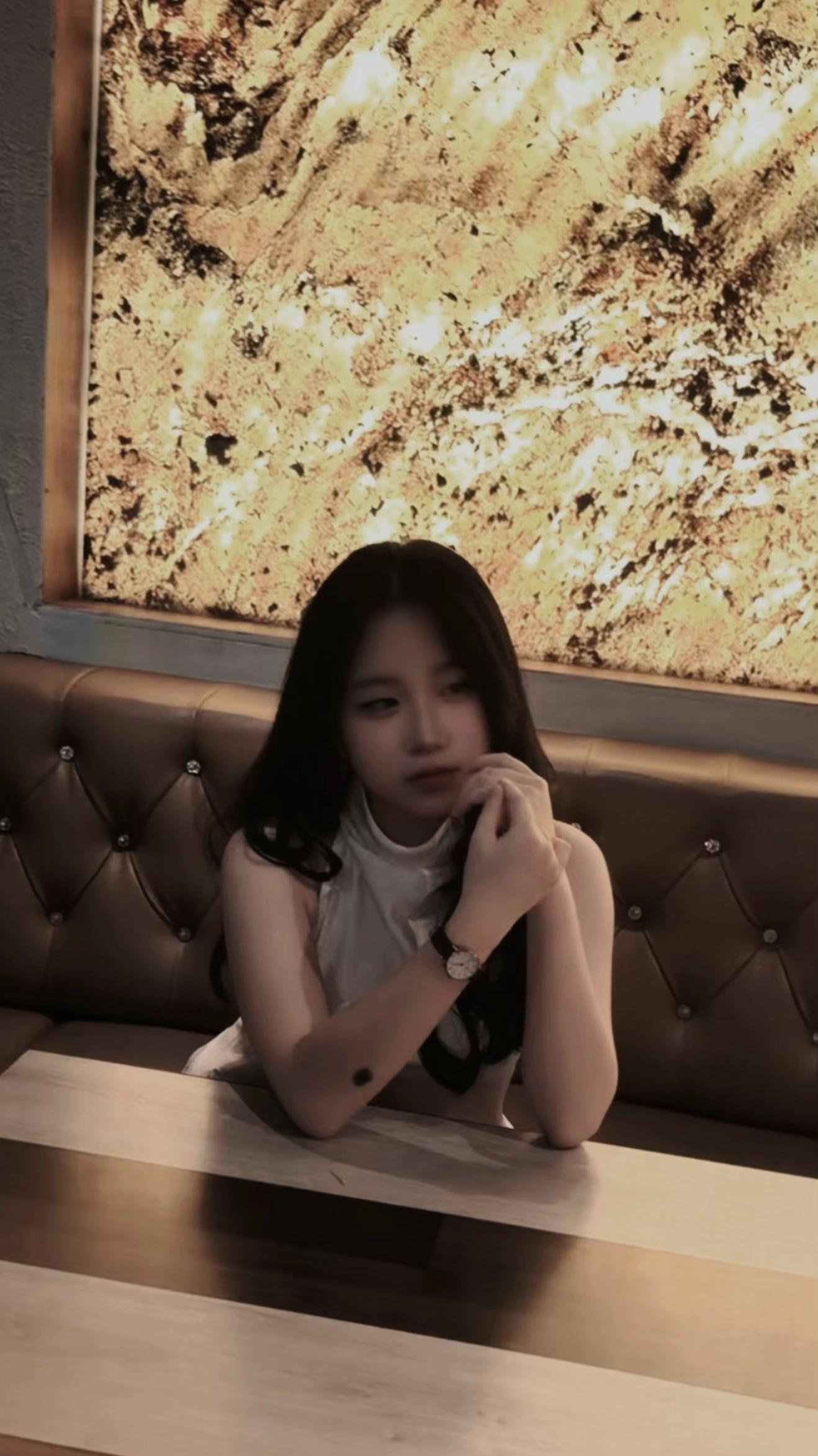 @- ๐ข๐ฏ๐ฆ๐ข๐ญ๐ฅ๐ฌ๐ฏ๐ฆ๐