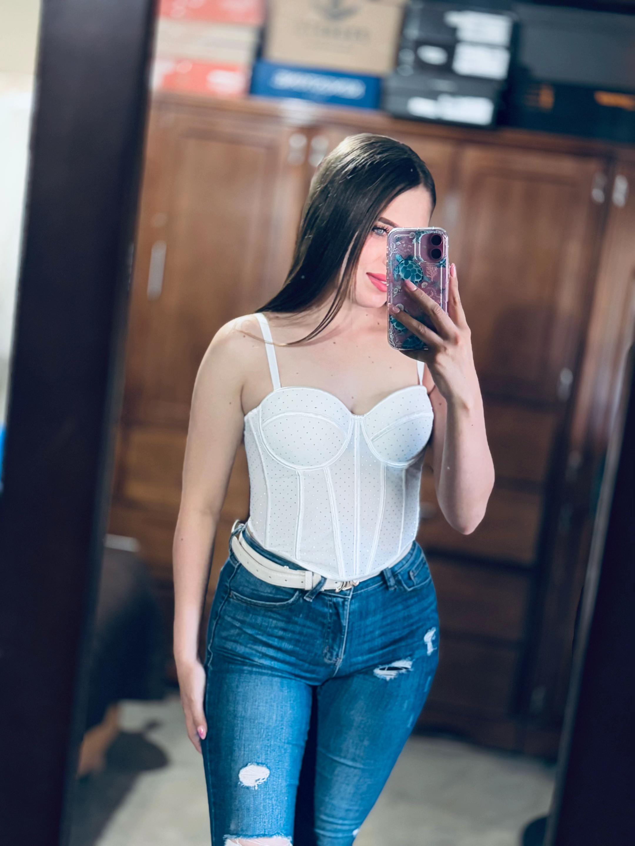 @Ashley Valdez🧿Barbie vaquera