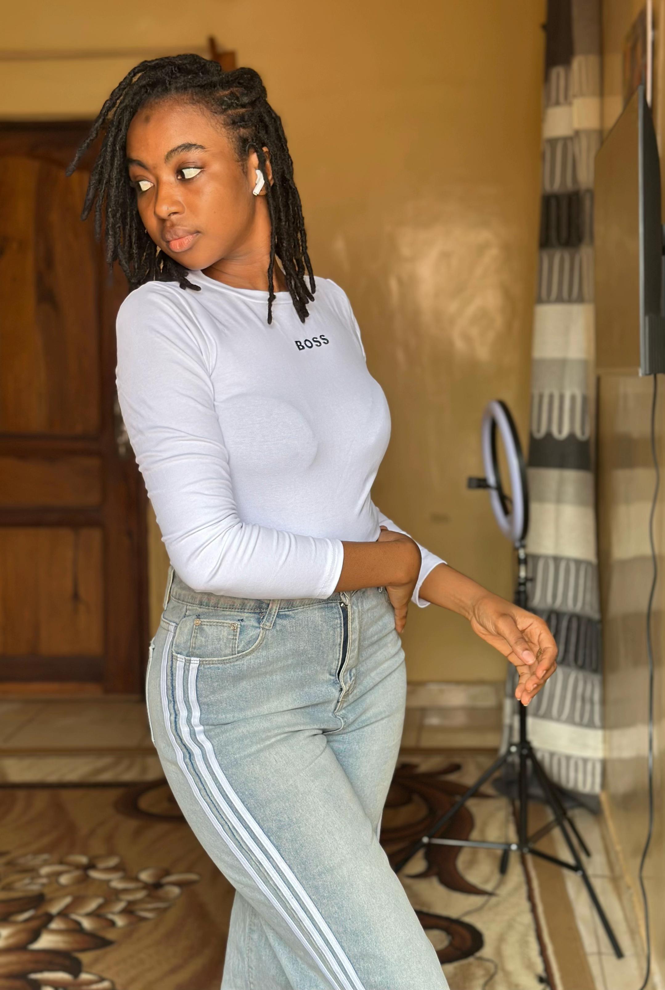 @AïssatouSow🇬🇳