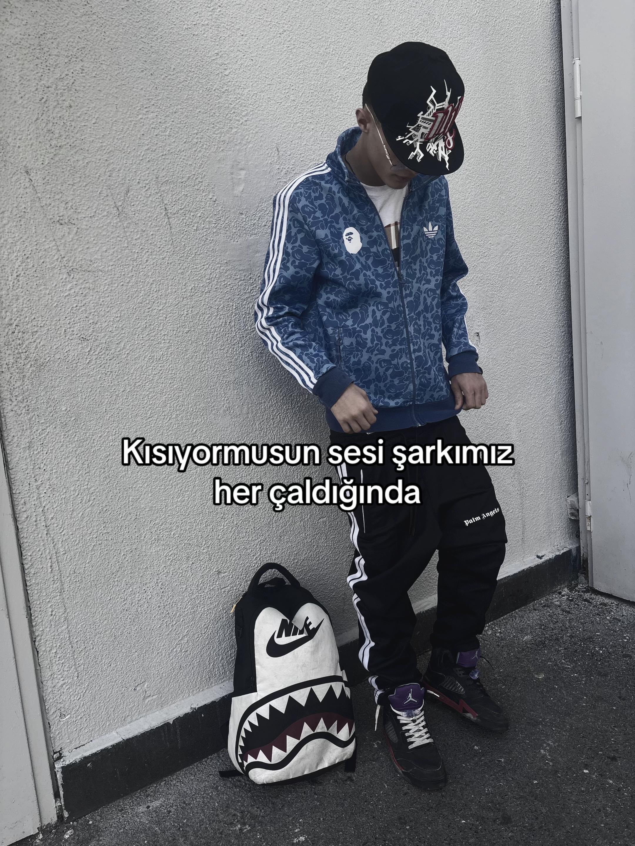 @𝘶𝘮𝘹𝘵🩸