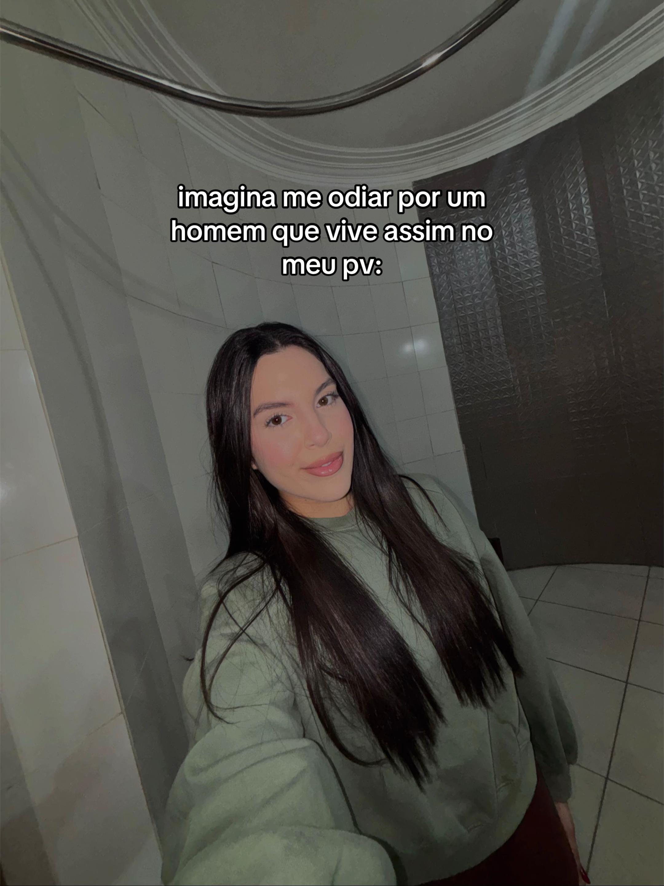 @Flora Queiroz