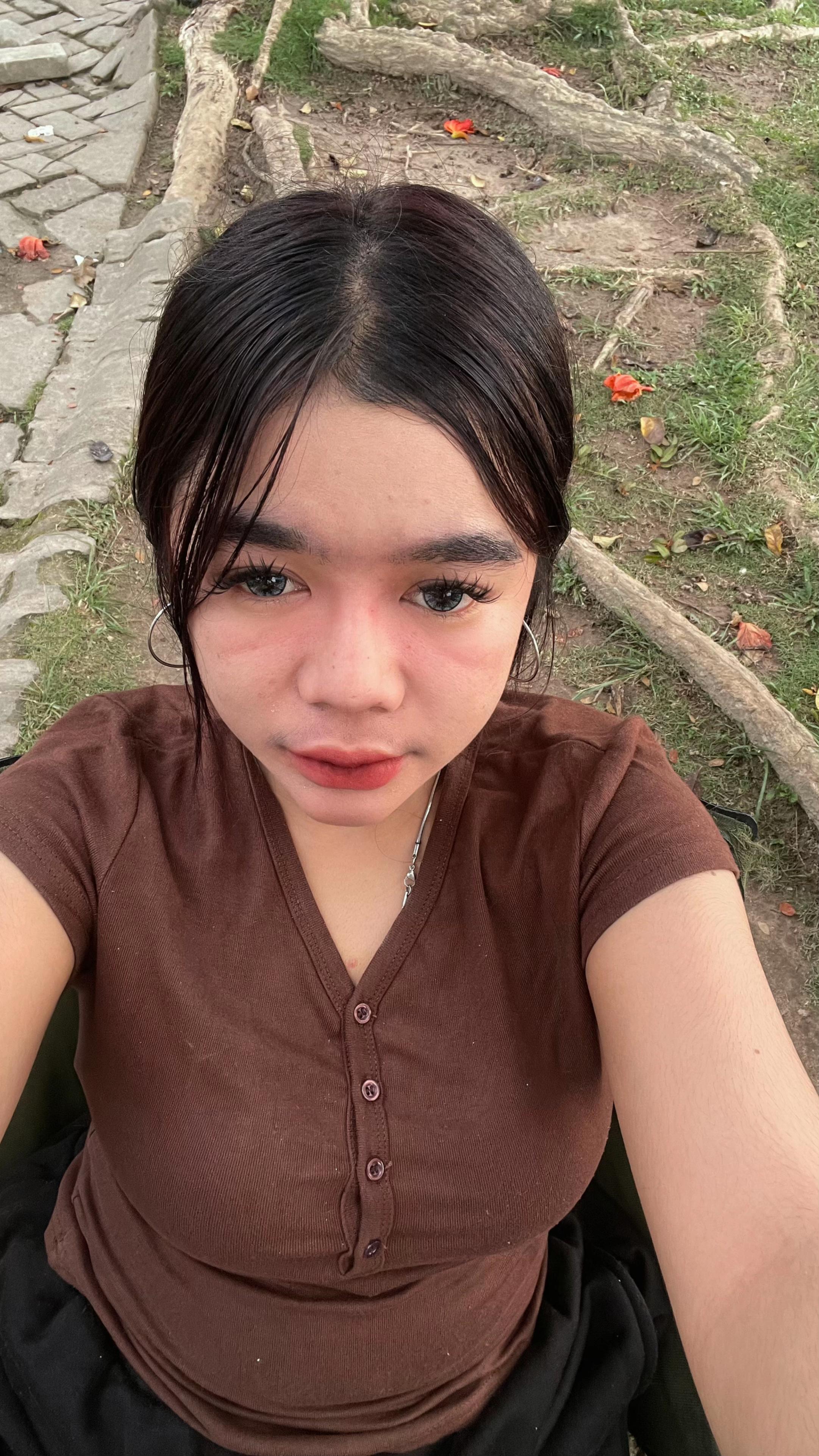 @adindanizza_