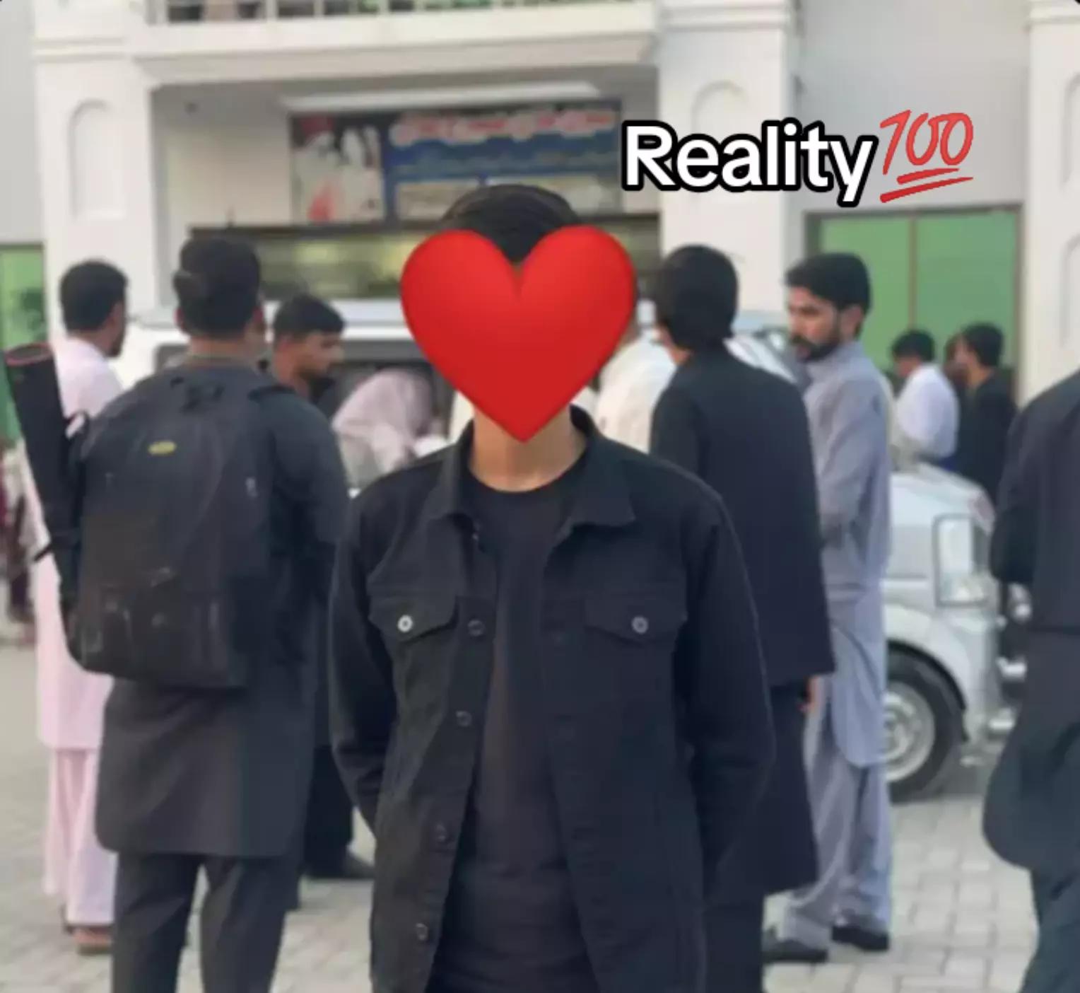 @Attitude boy🤟