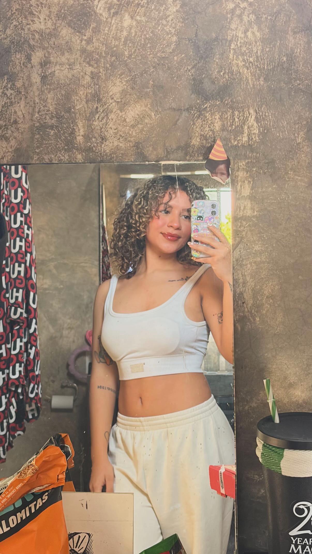 @Eveee