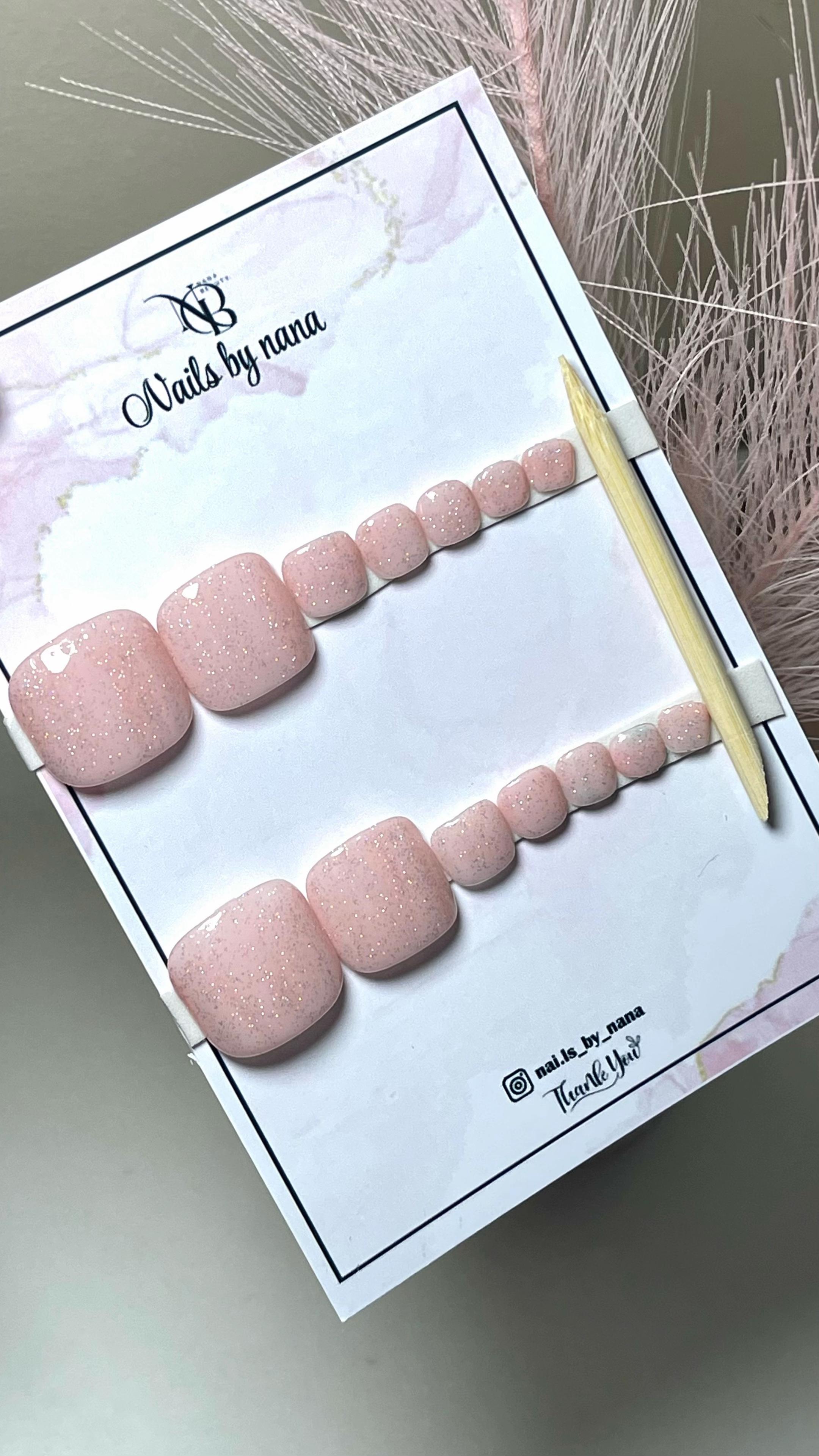 @nails_by_Nana