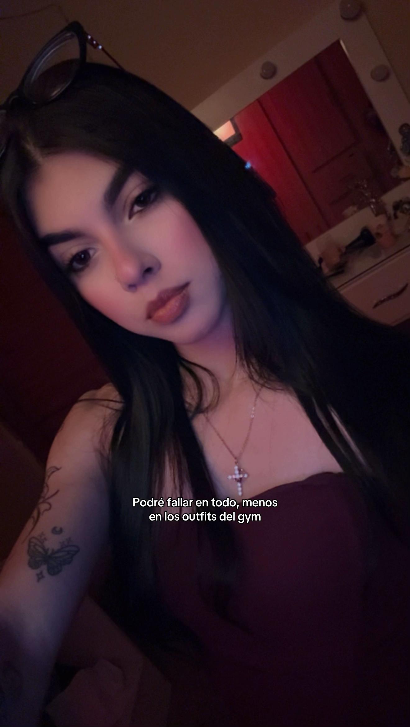 @ℭ𝔞𝔯𝔬𝔩𝔞𝔦𝔫🪽