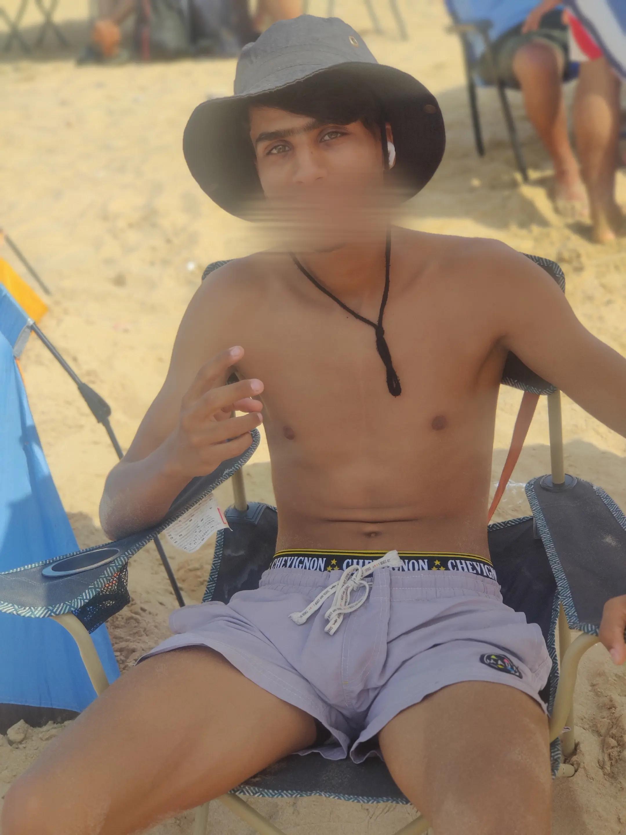 @C ést ๐
ฐ๏ธÿ Mêñ