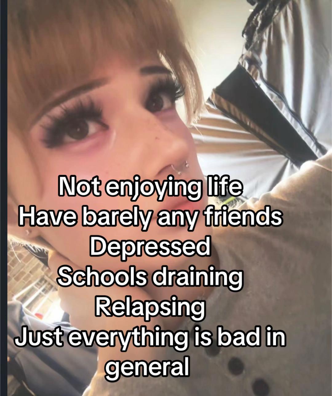 @・𝓒𝓺𝓫𝓮𝓻𝓯𝓪𝓬𝓮・