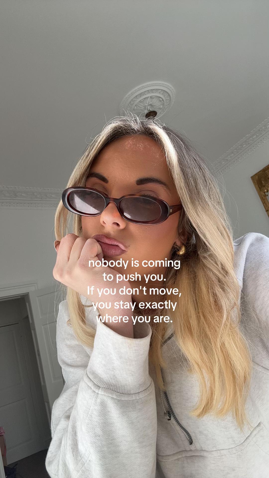 @Miaaadrummond