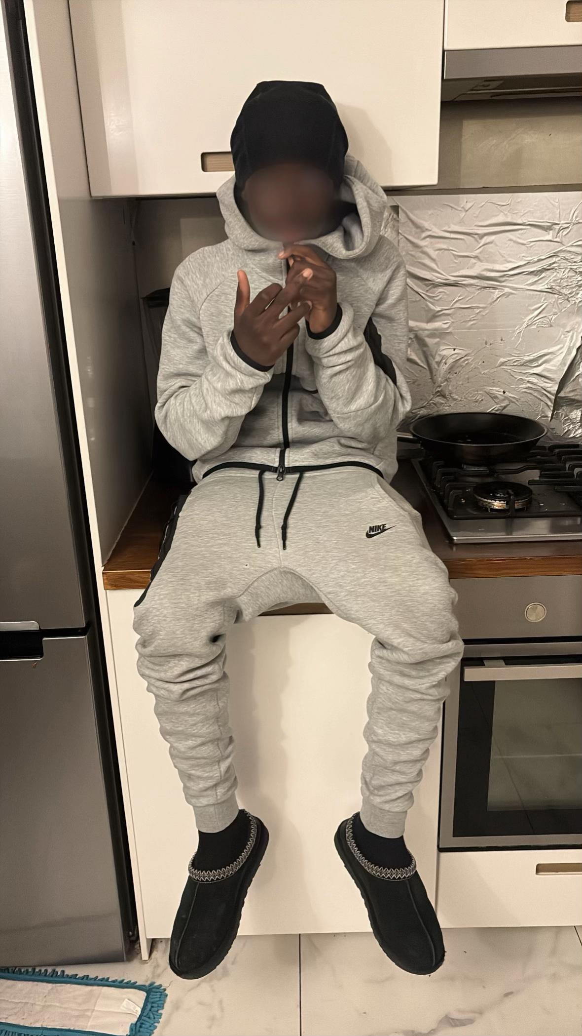 @KLN_93z😶🌫️🇸🇳
