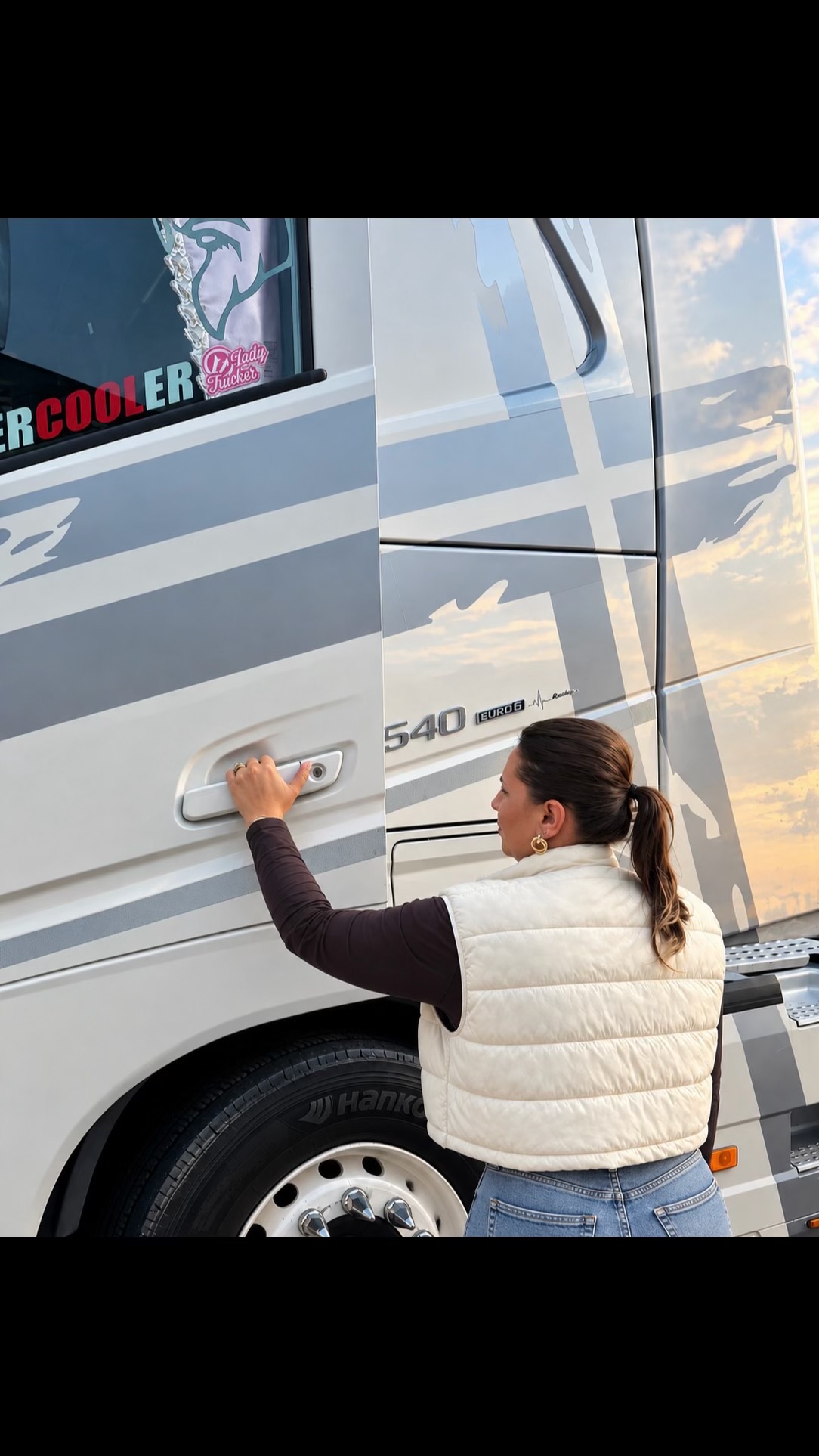 @Crina Simona Cernat 🚛🇷🇴