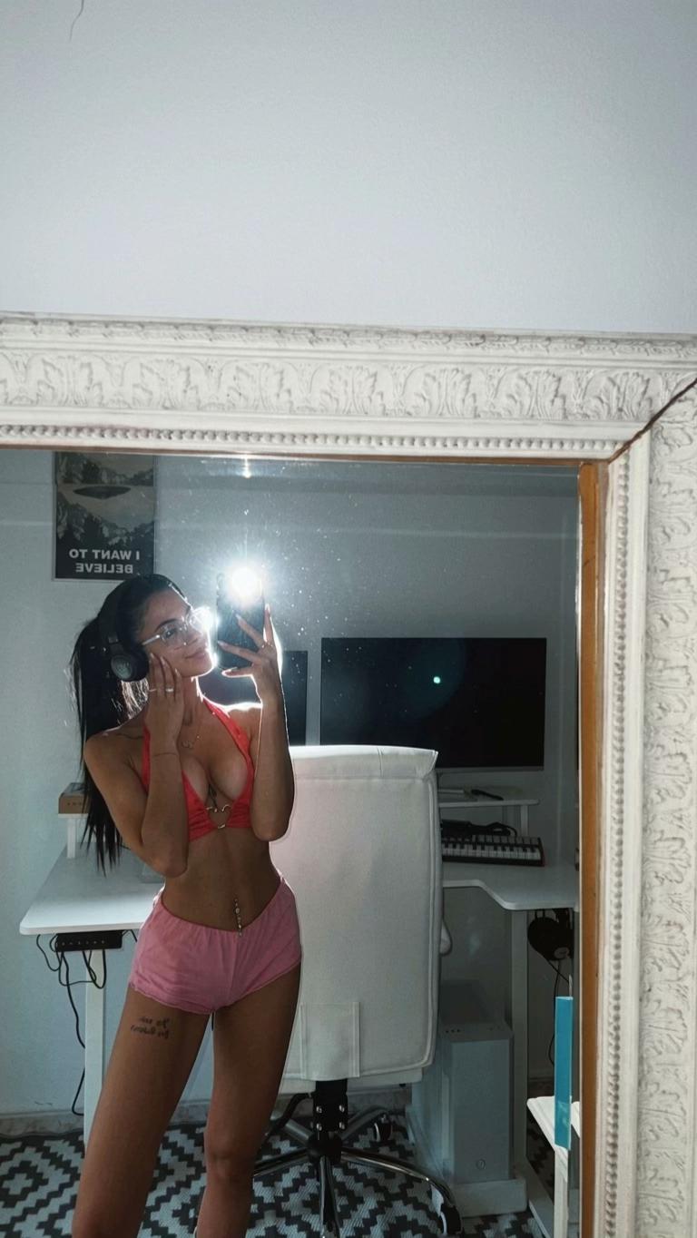 @Manuela Álvarez Márquez