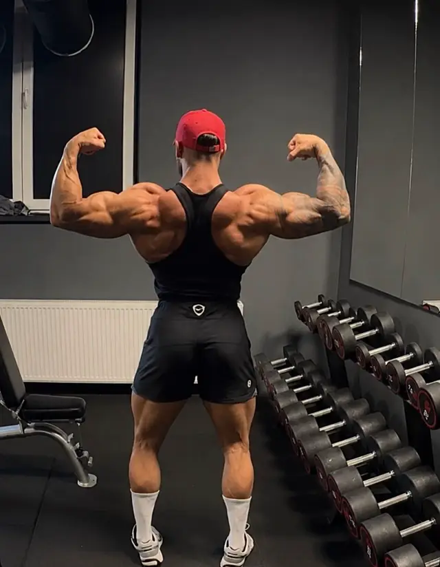 @Georgearvat_