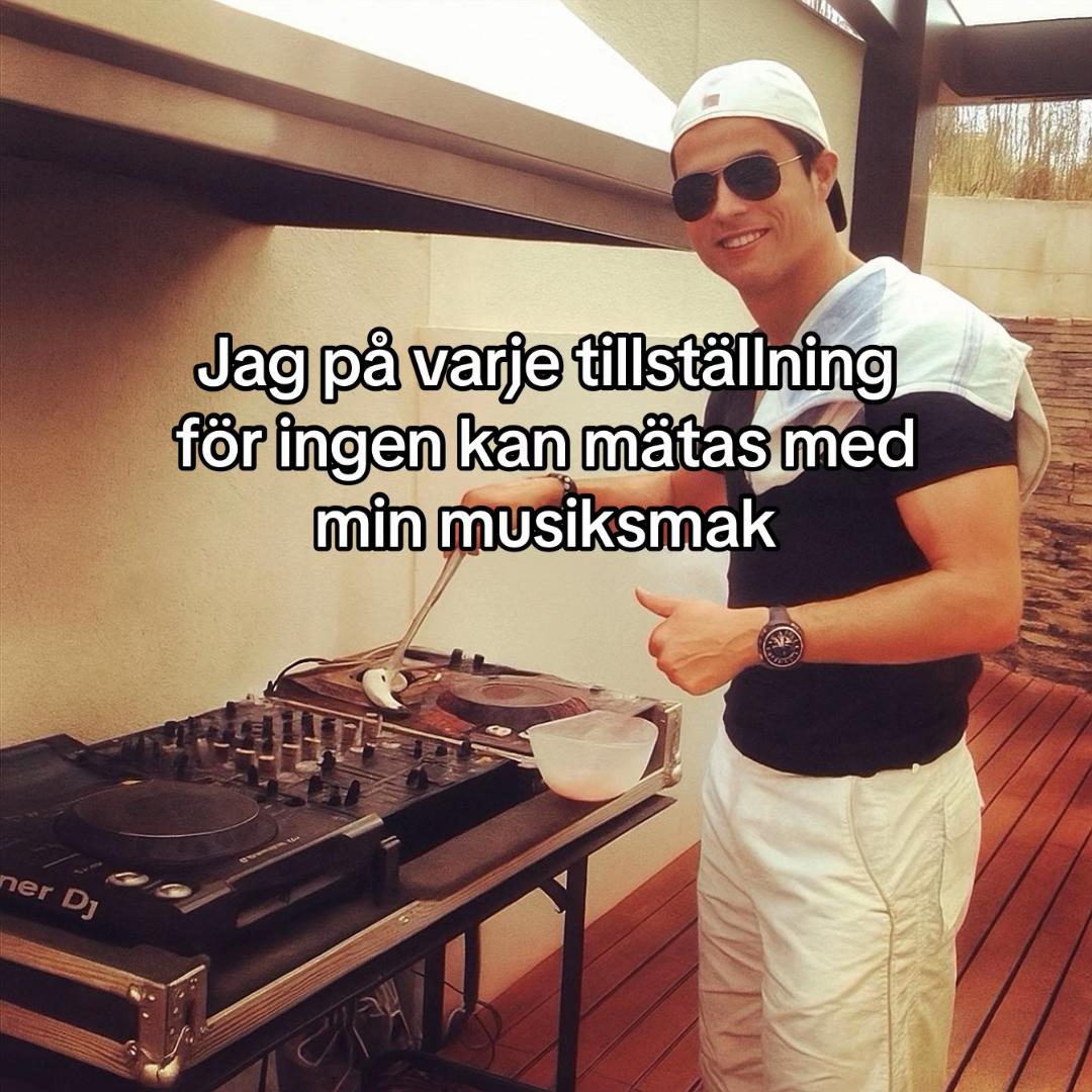@StayXReal