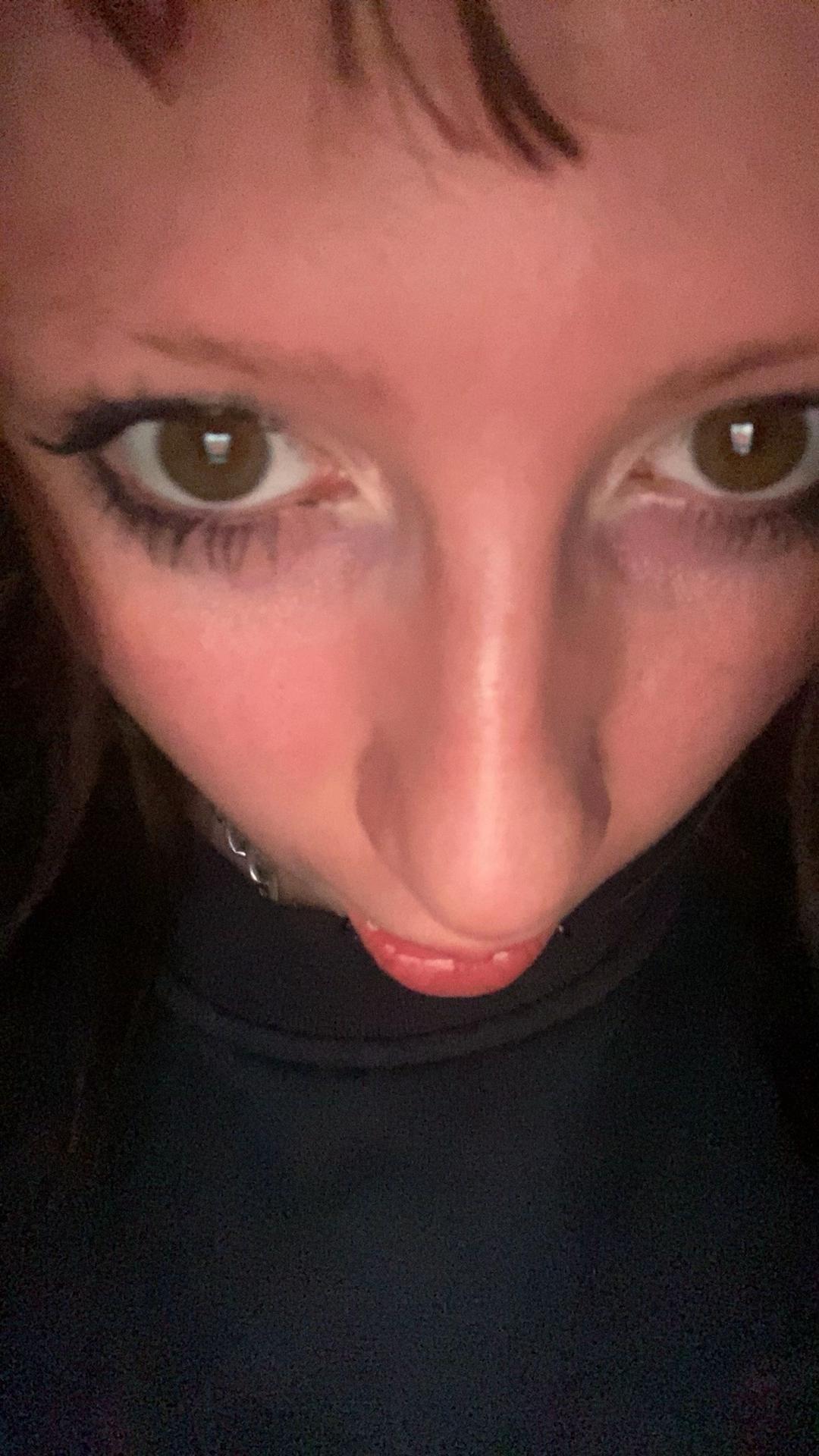 @<3