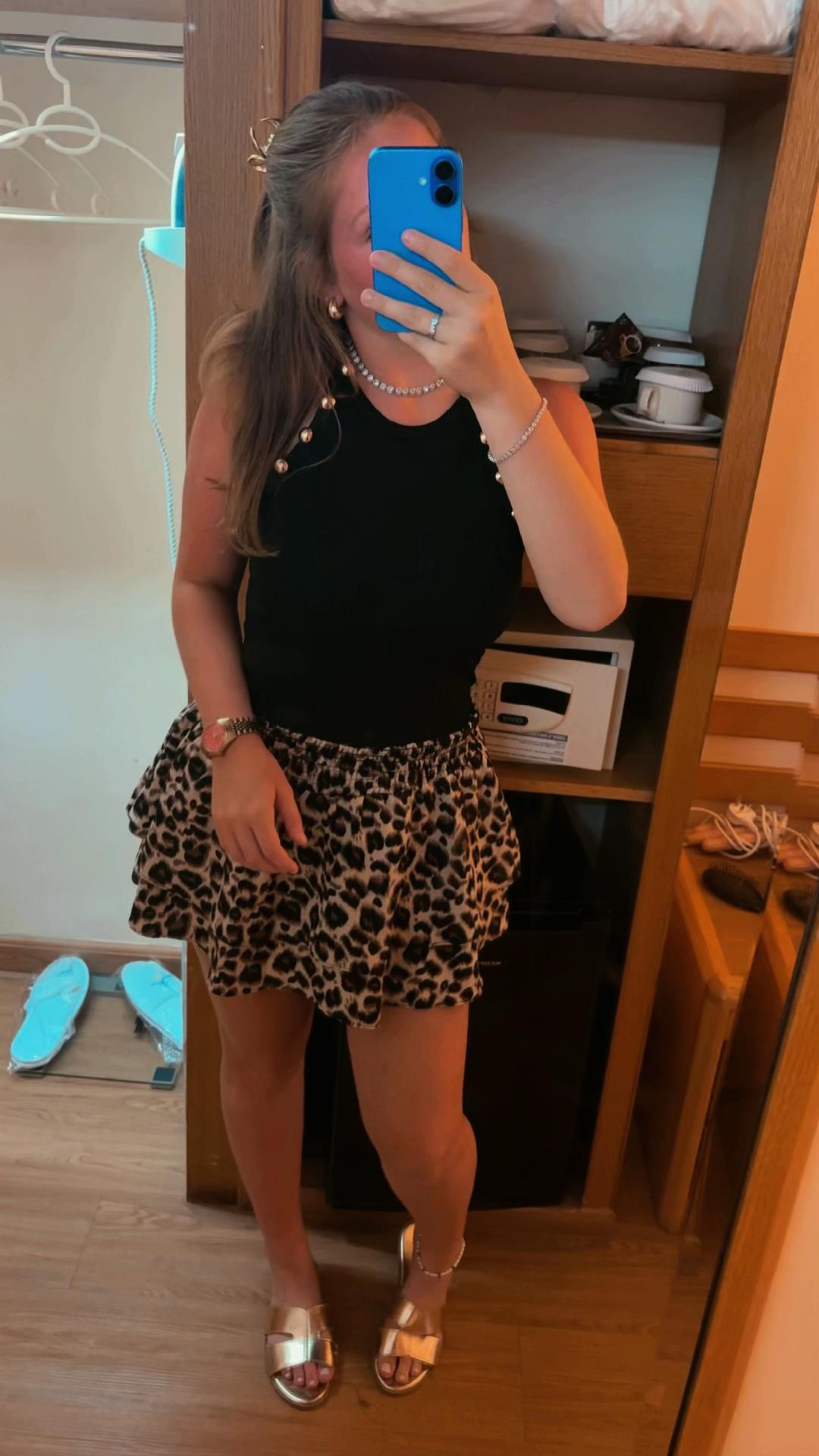 @👸🏼