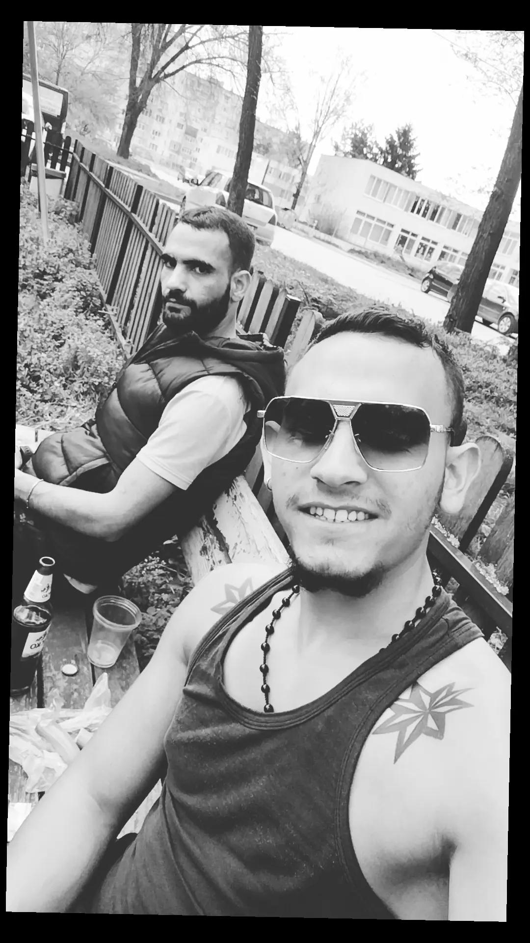 @feritshen