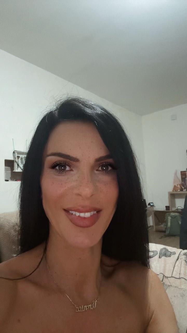 @Veronica Griffo655