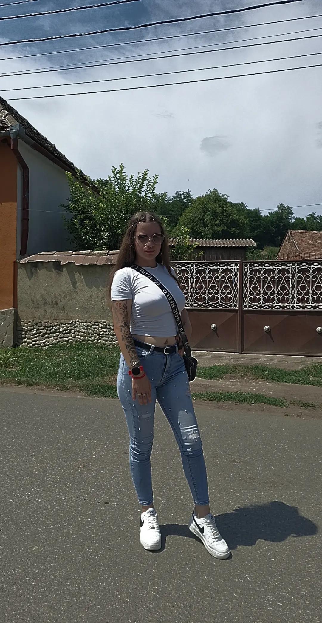 @&hearts;️Karol & Răzvy C&hearts;️