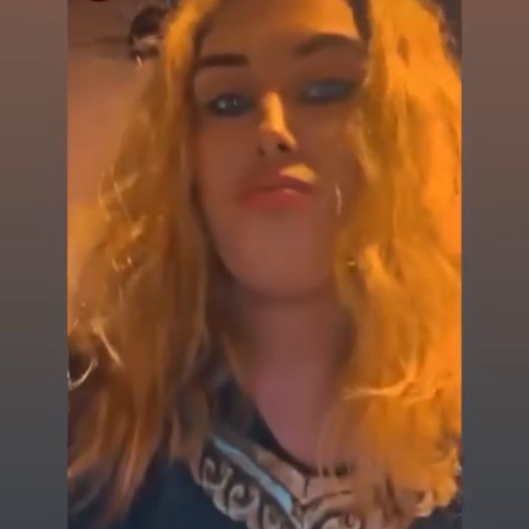 @MARYQUEENBYE1
