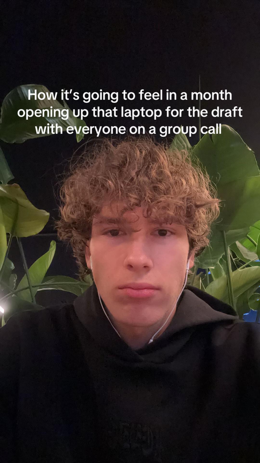 @Cela.