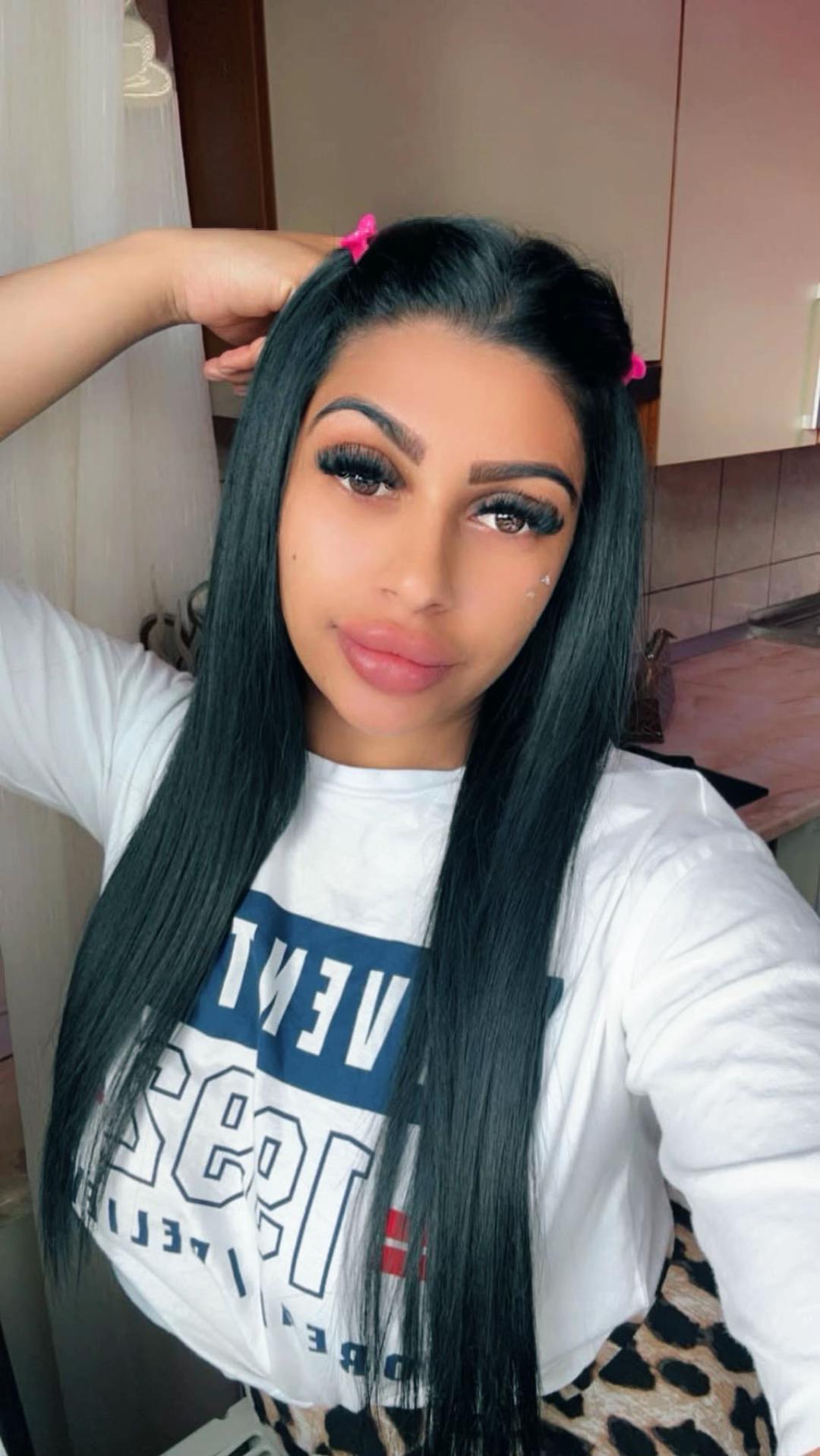 @Ana brunetica