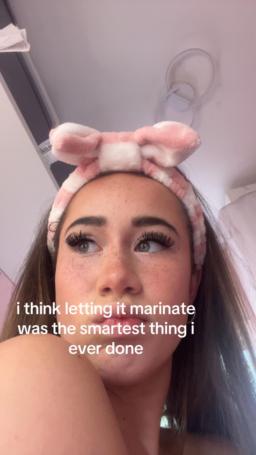 @𝐦𝐢𝐚-𝐦𝐨𝐨👑🤎