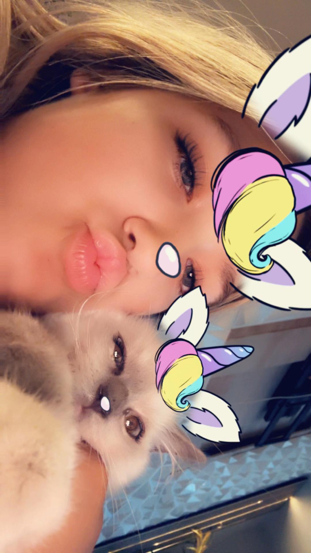 @𝐋𝐀𝐂𝐄𝐘🫰🏽🦆