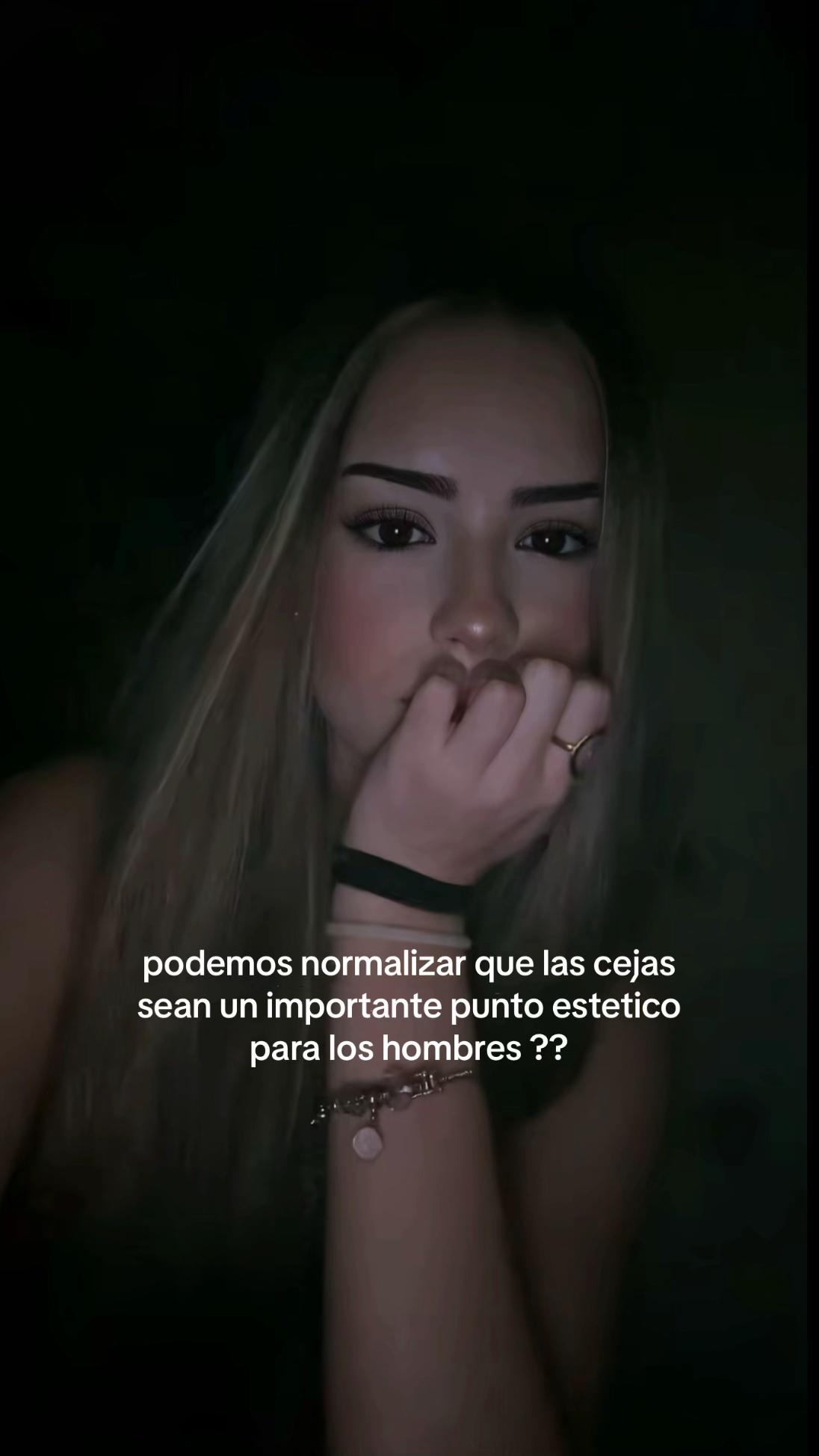 @luciialuuqueee_