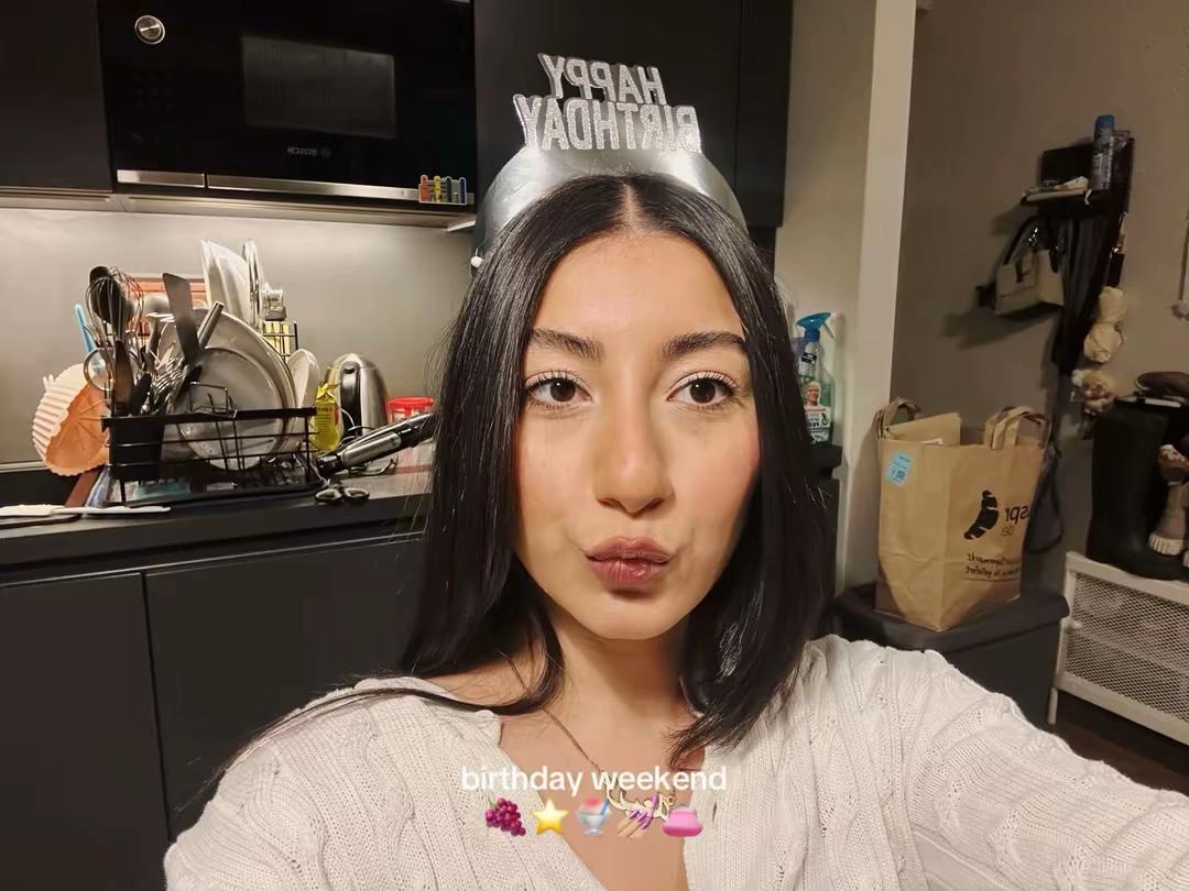 @zeina
