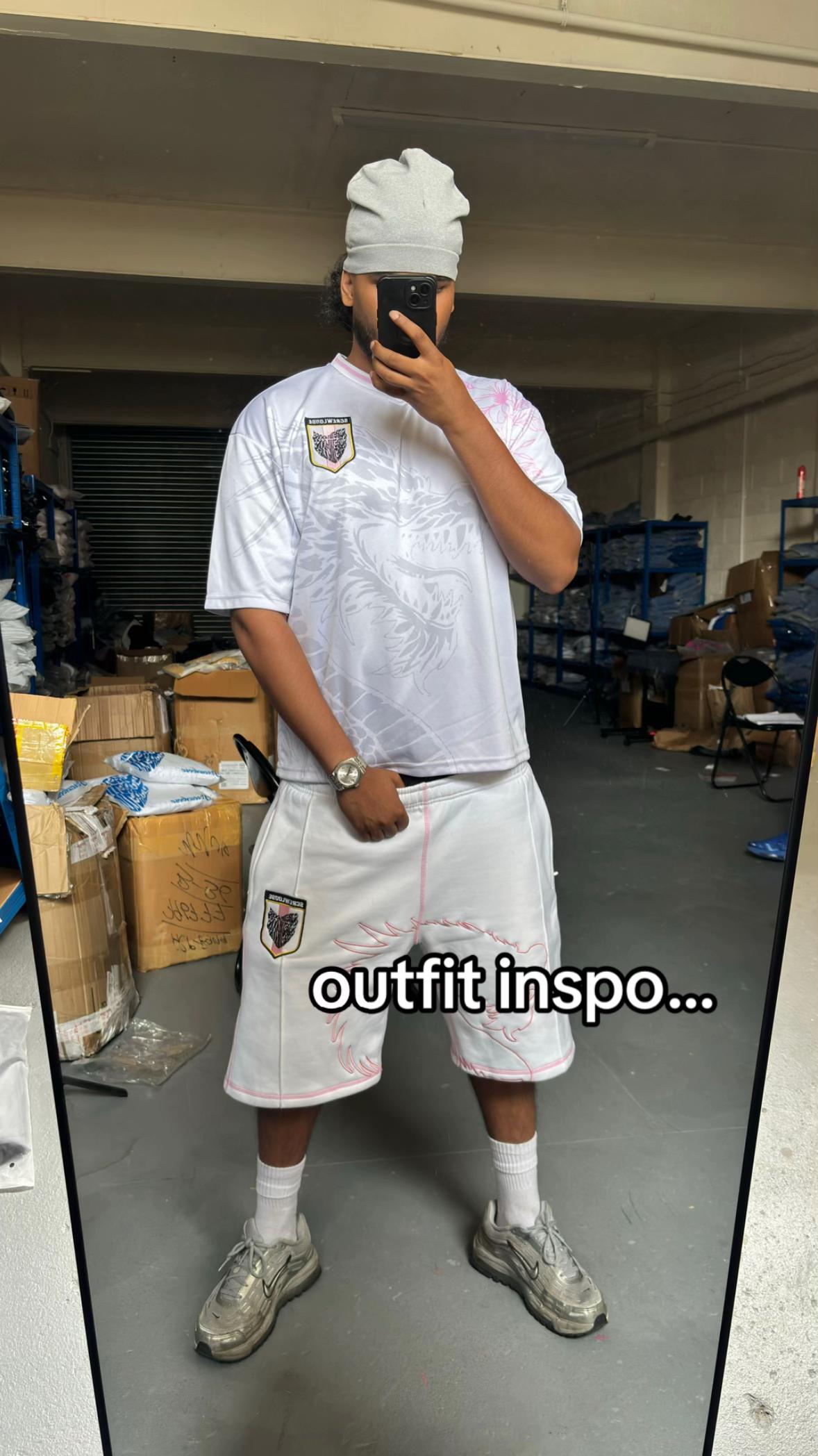 @SCREWLOOSE
