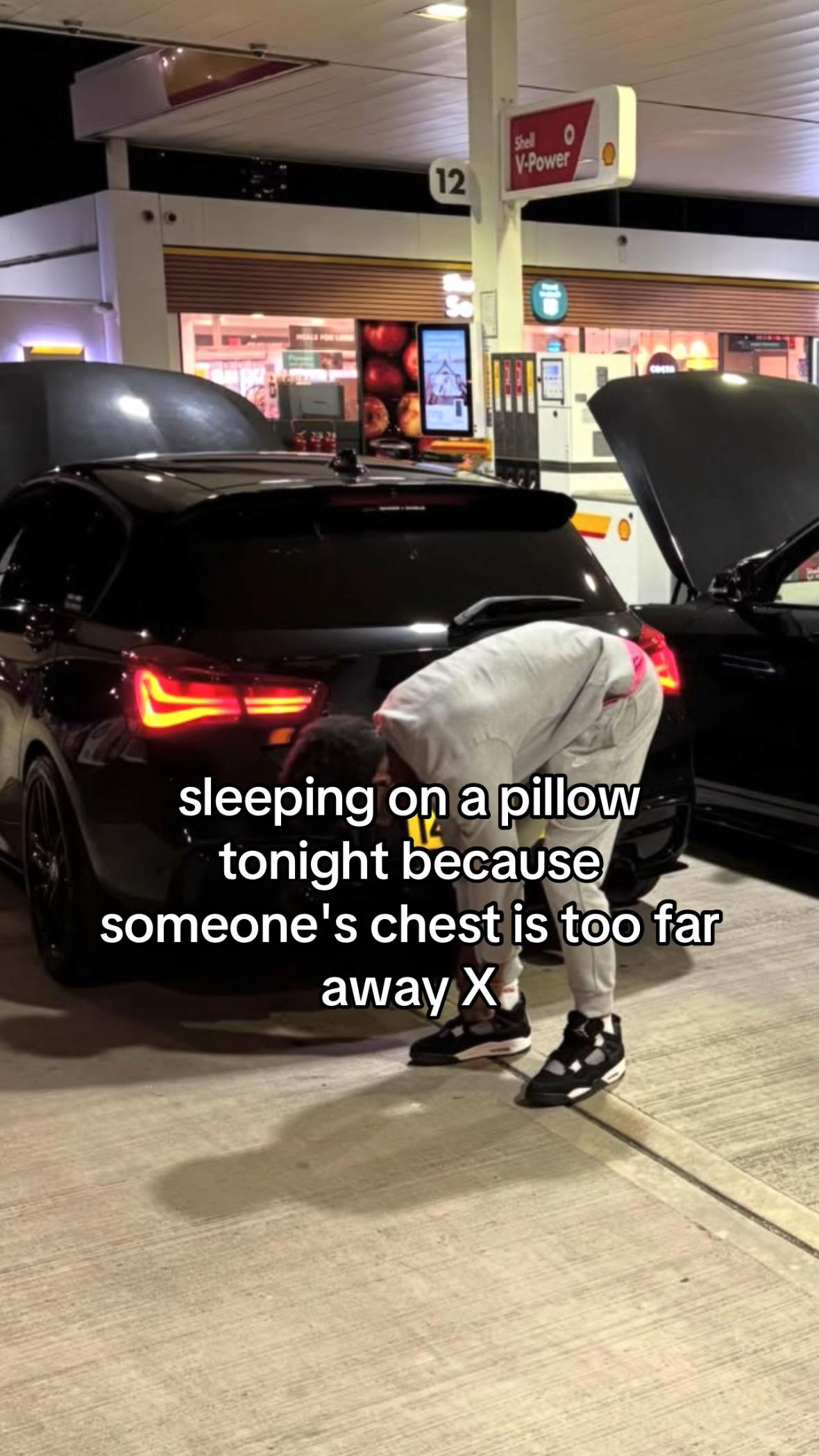 @RS