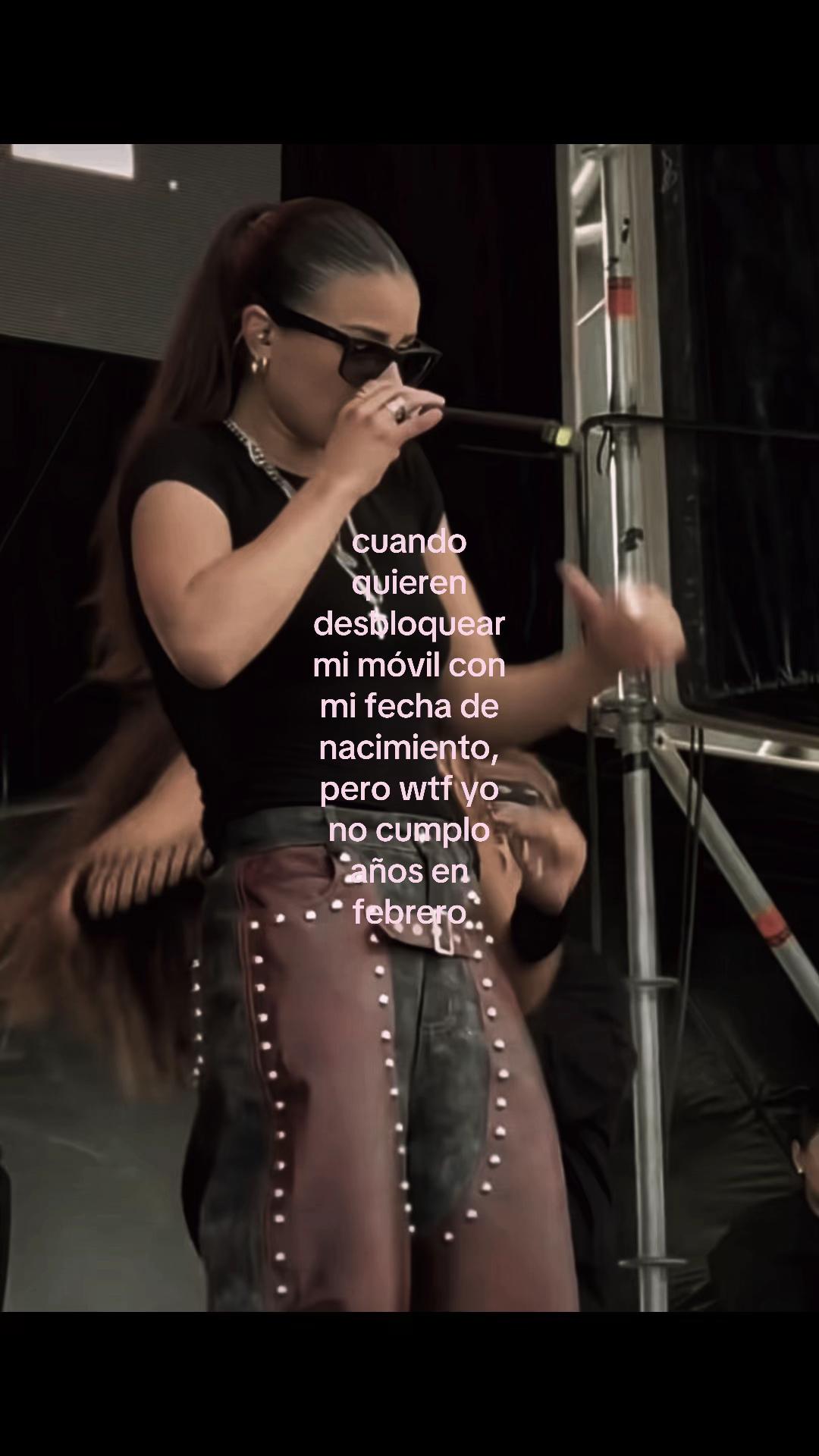 @danae_🖤
