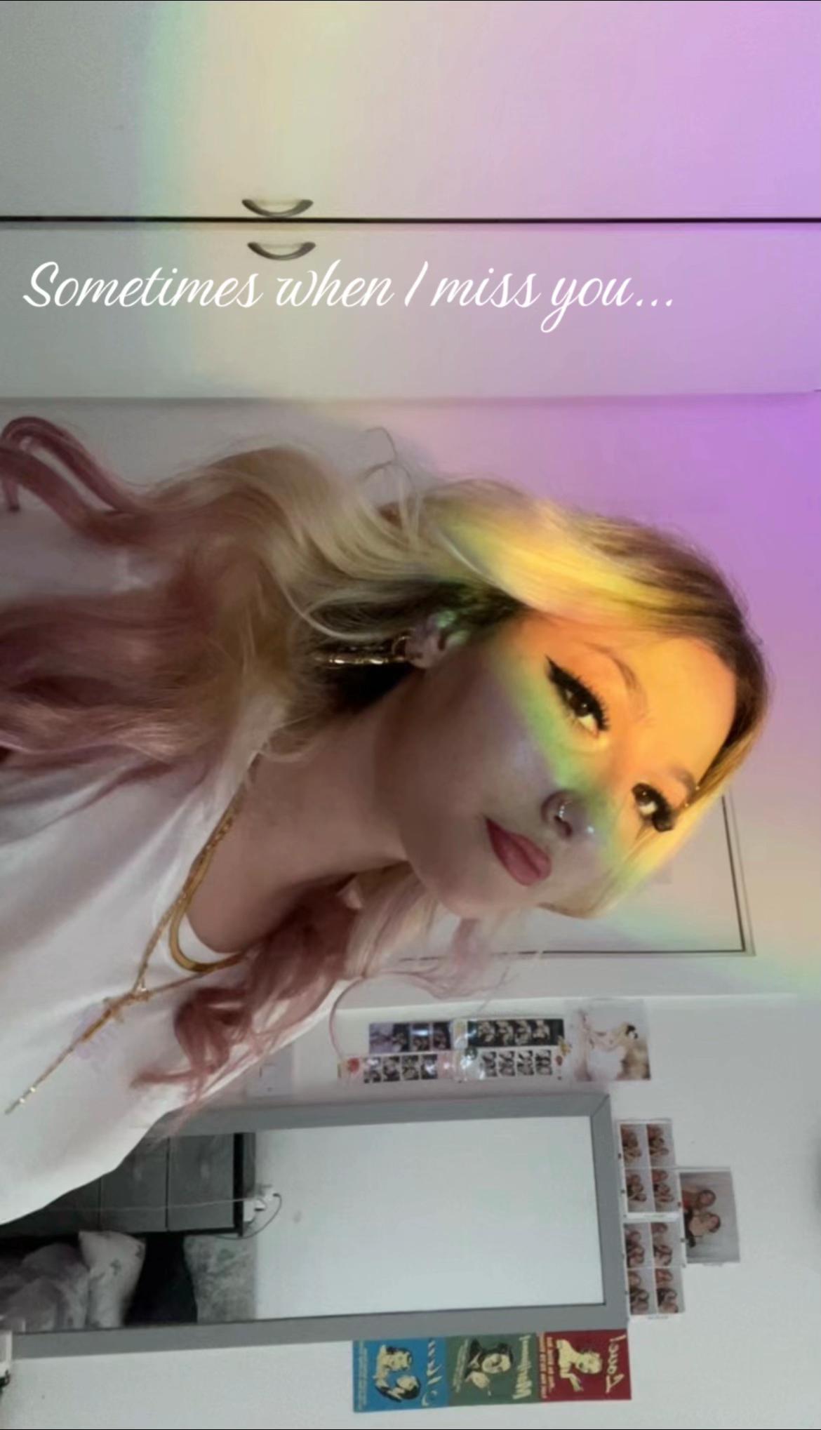 @Adelina.