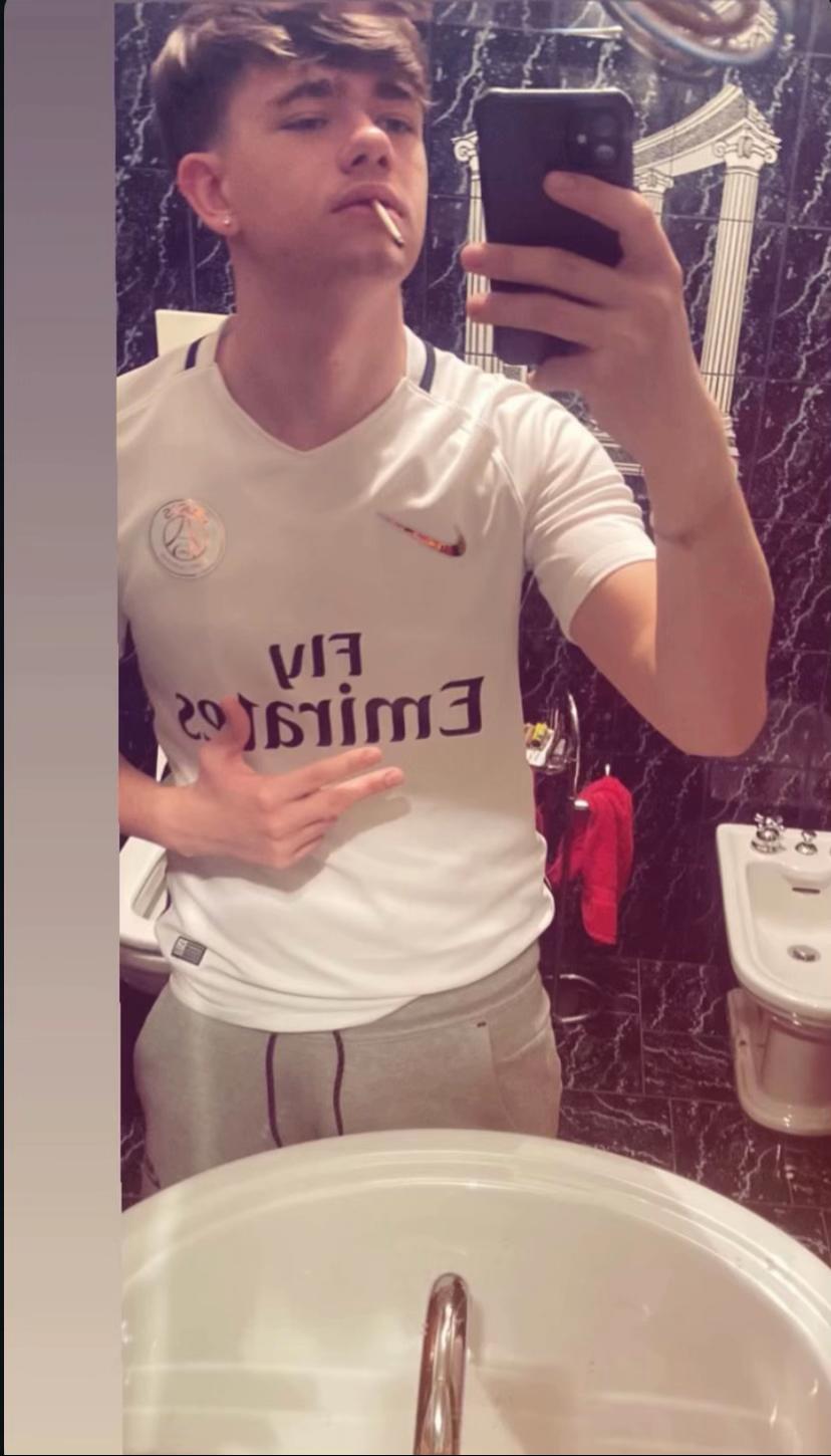 @nemicopubblico11
