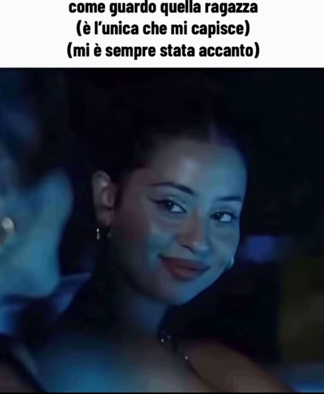 @👩🏼👩🏻