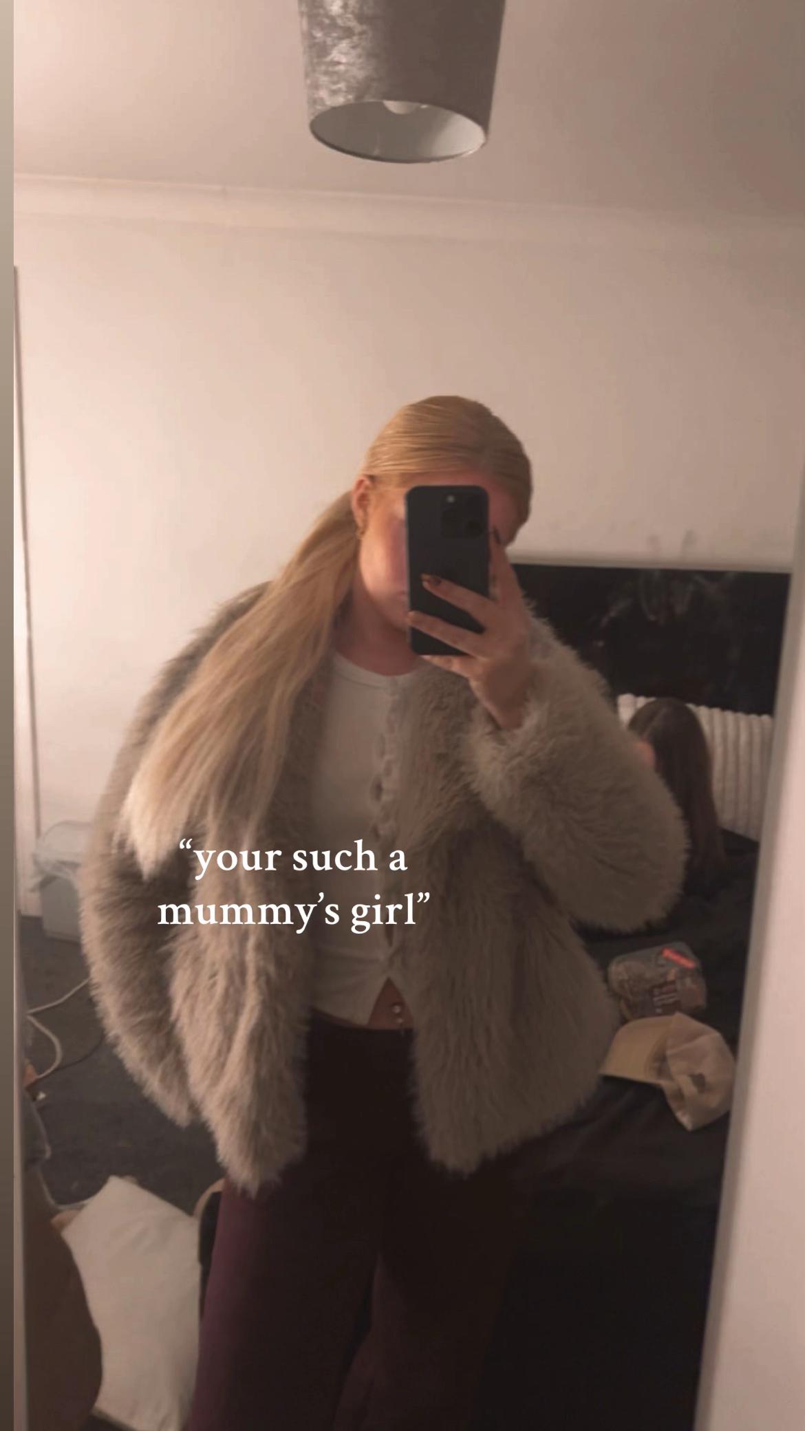 @H&euml;tty🦋