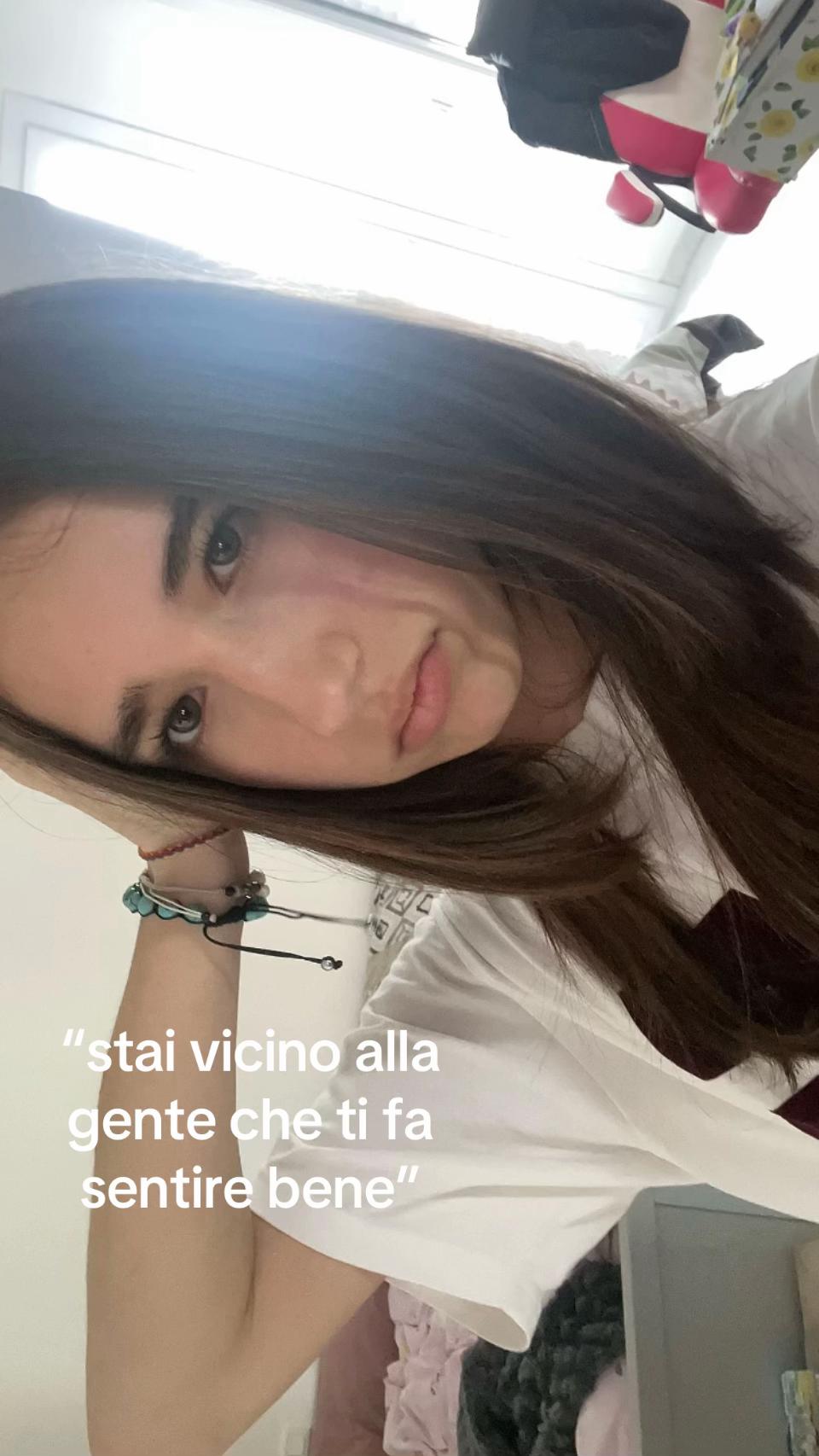 @ele 🇦🇱