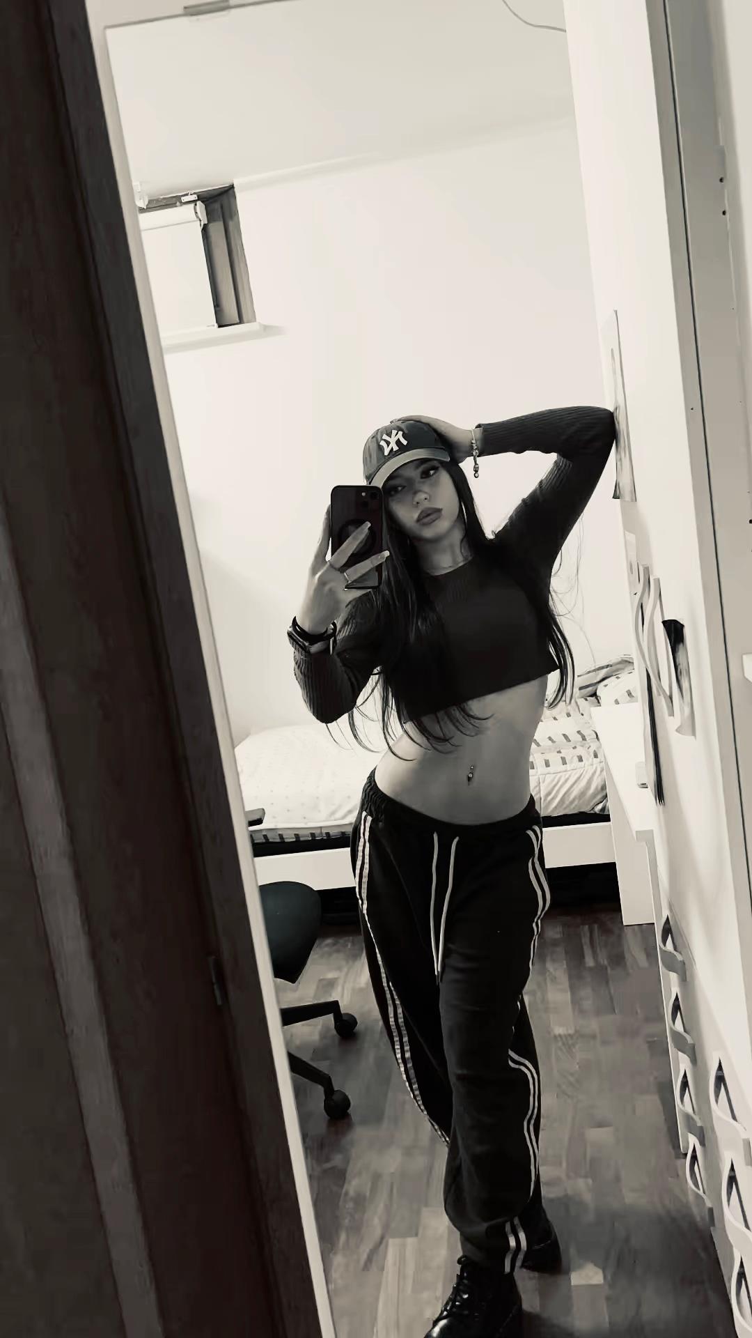 @_elena_mauro_