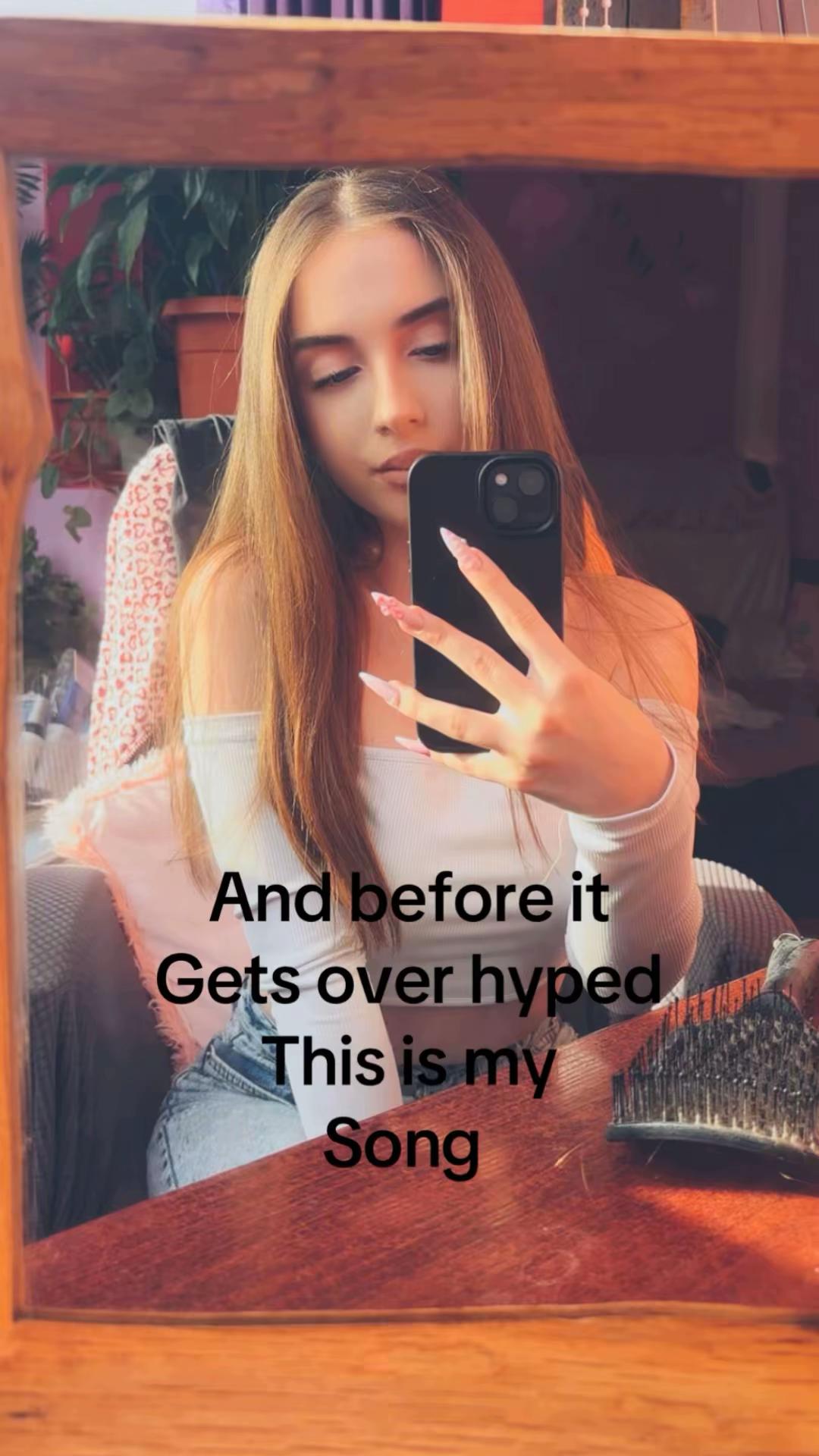 @Aniela ﾒ𝟶